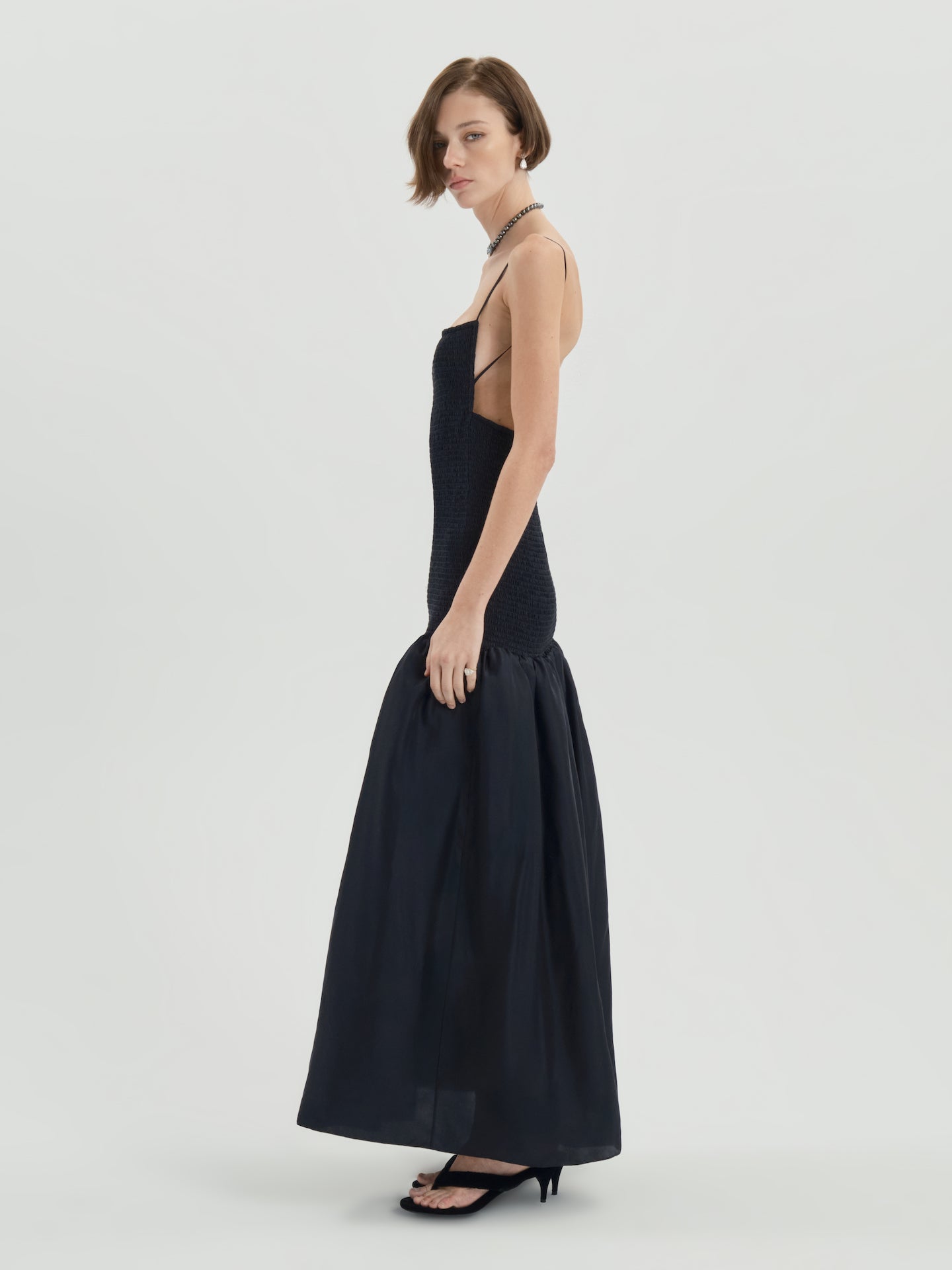 AFLALO Lumea Dress in Silk – Black - Model Side 2
