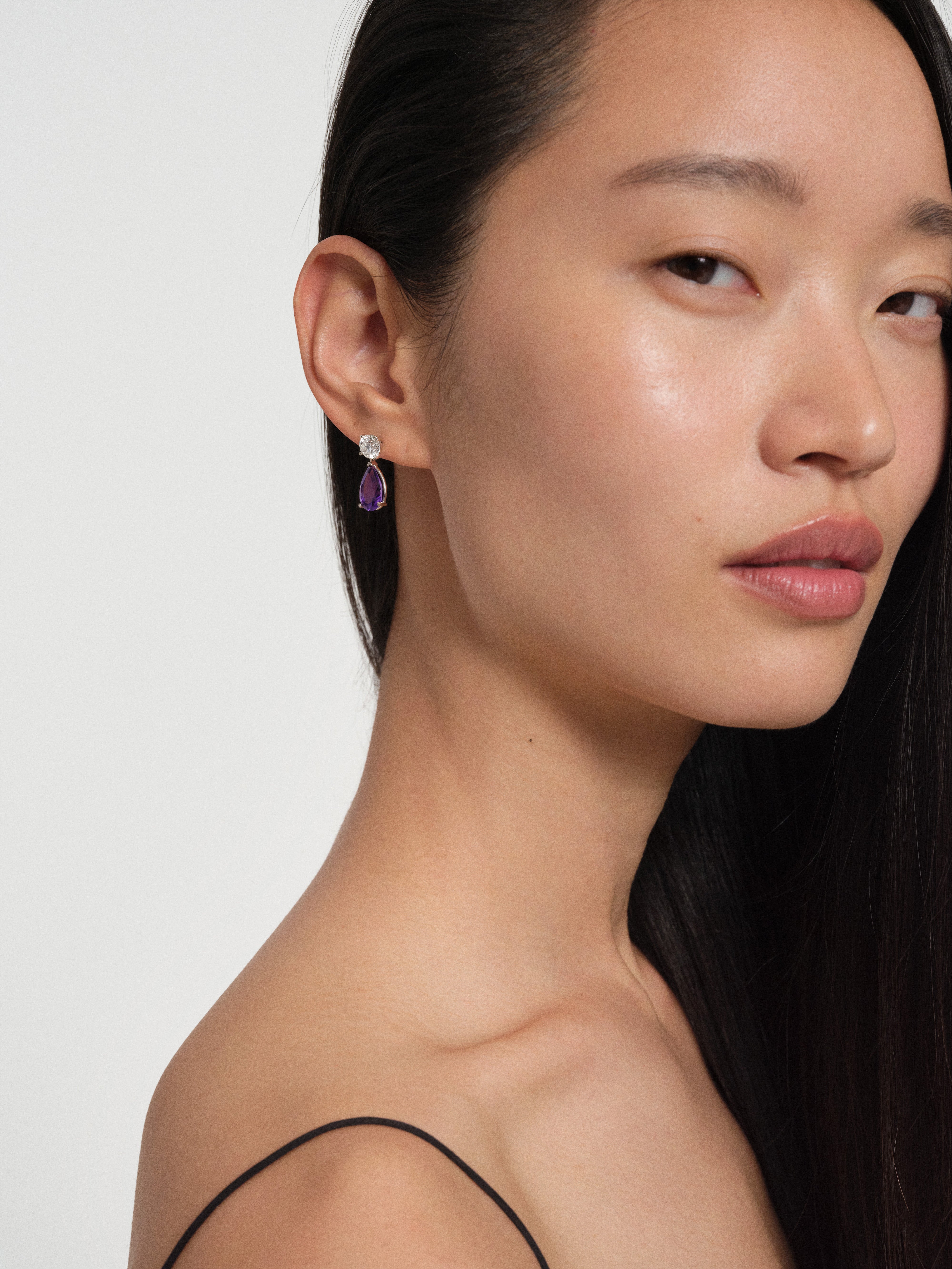 Papel Jane Earrings in White Gold
