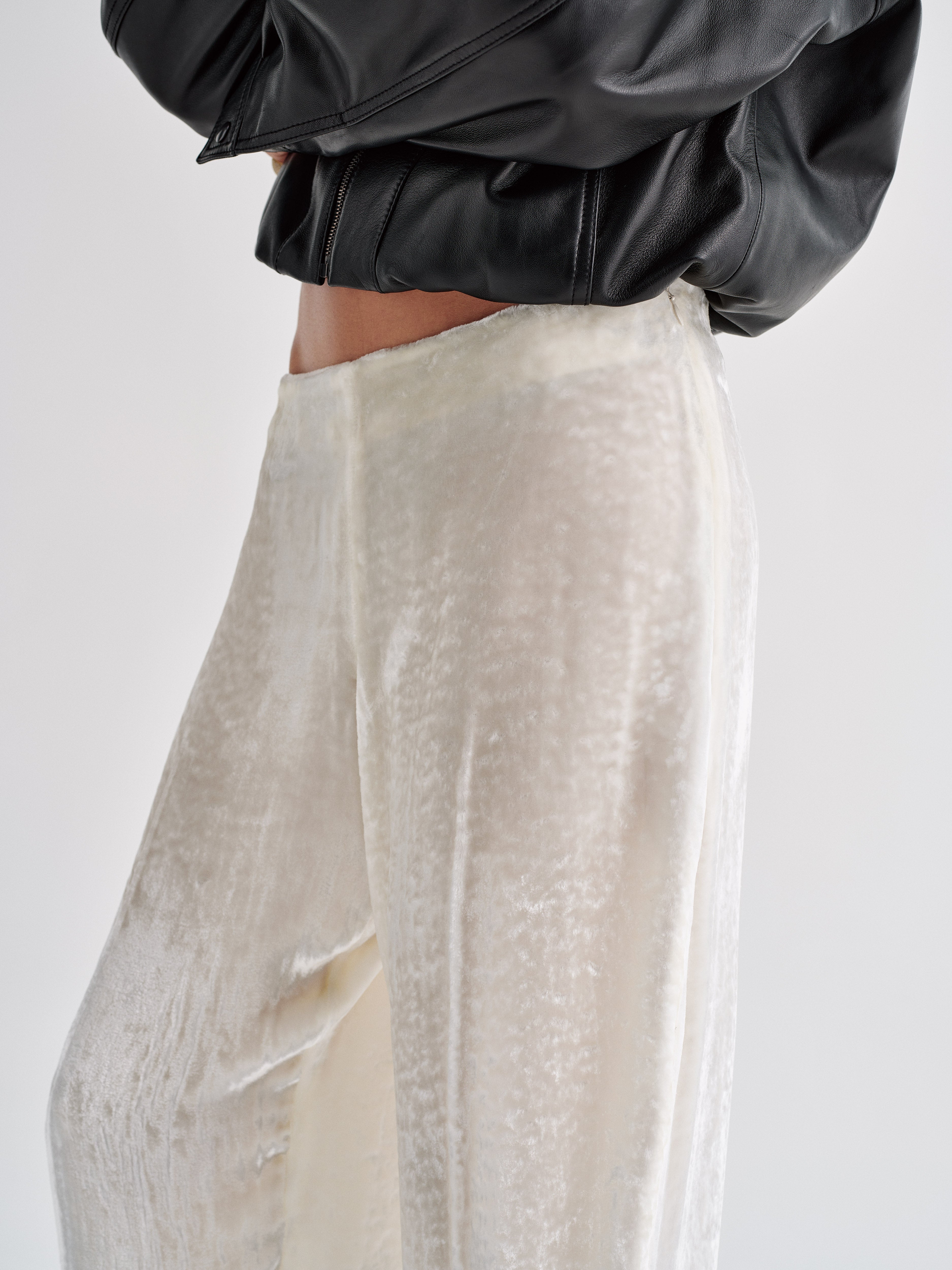 Ellis Pant in Velvet