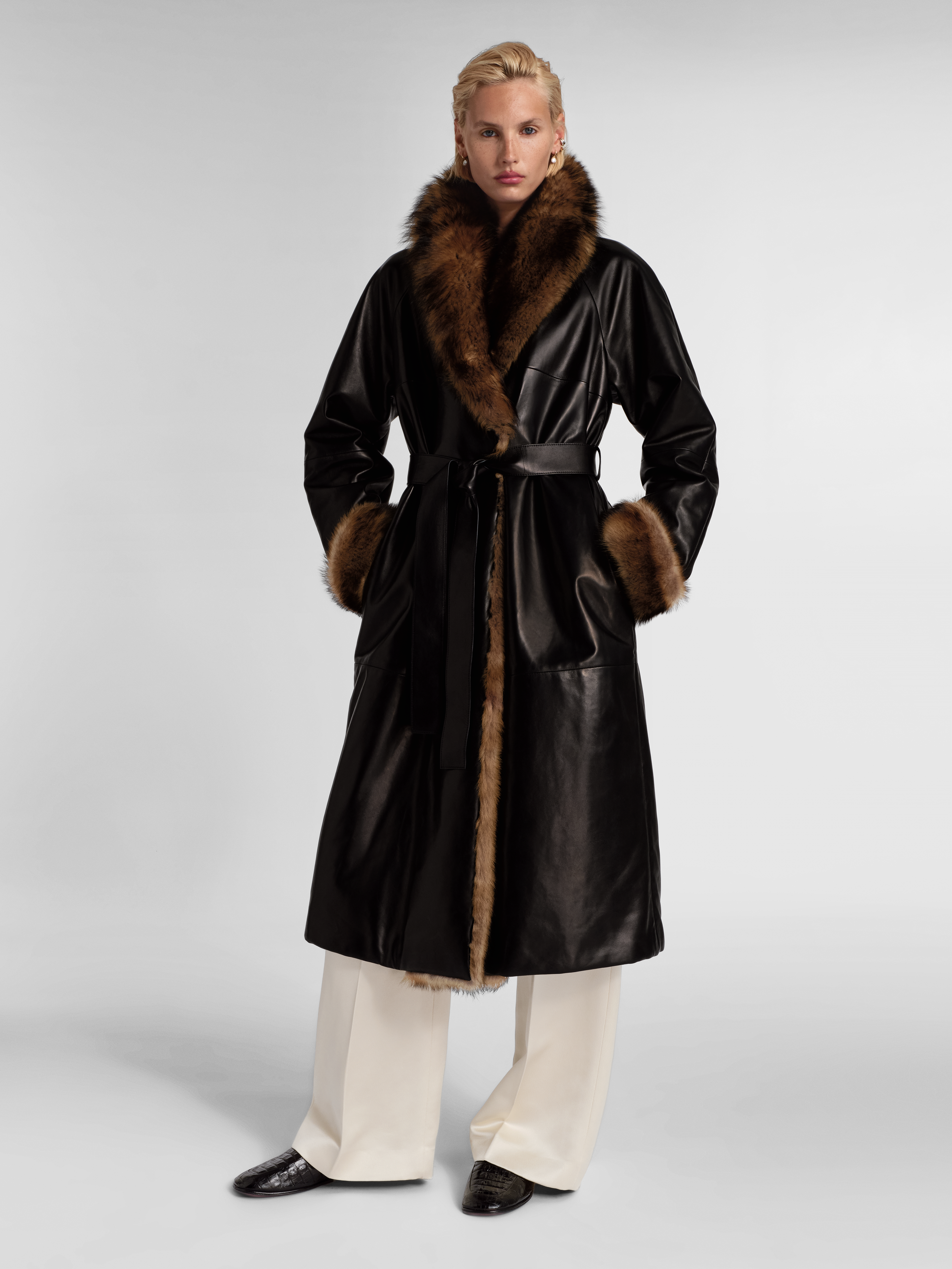 Fovea Coat in Leather