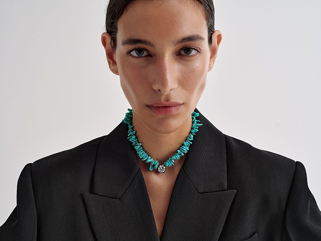 Turquoise Choker in White Gold