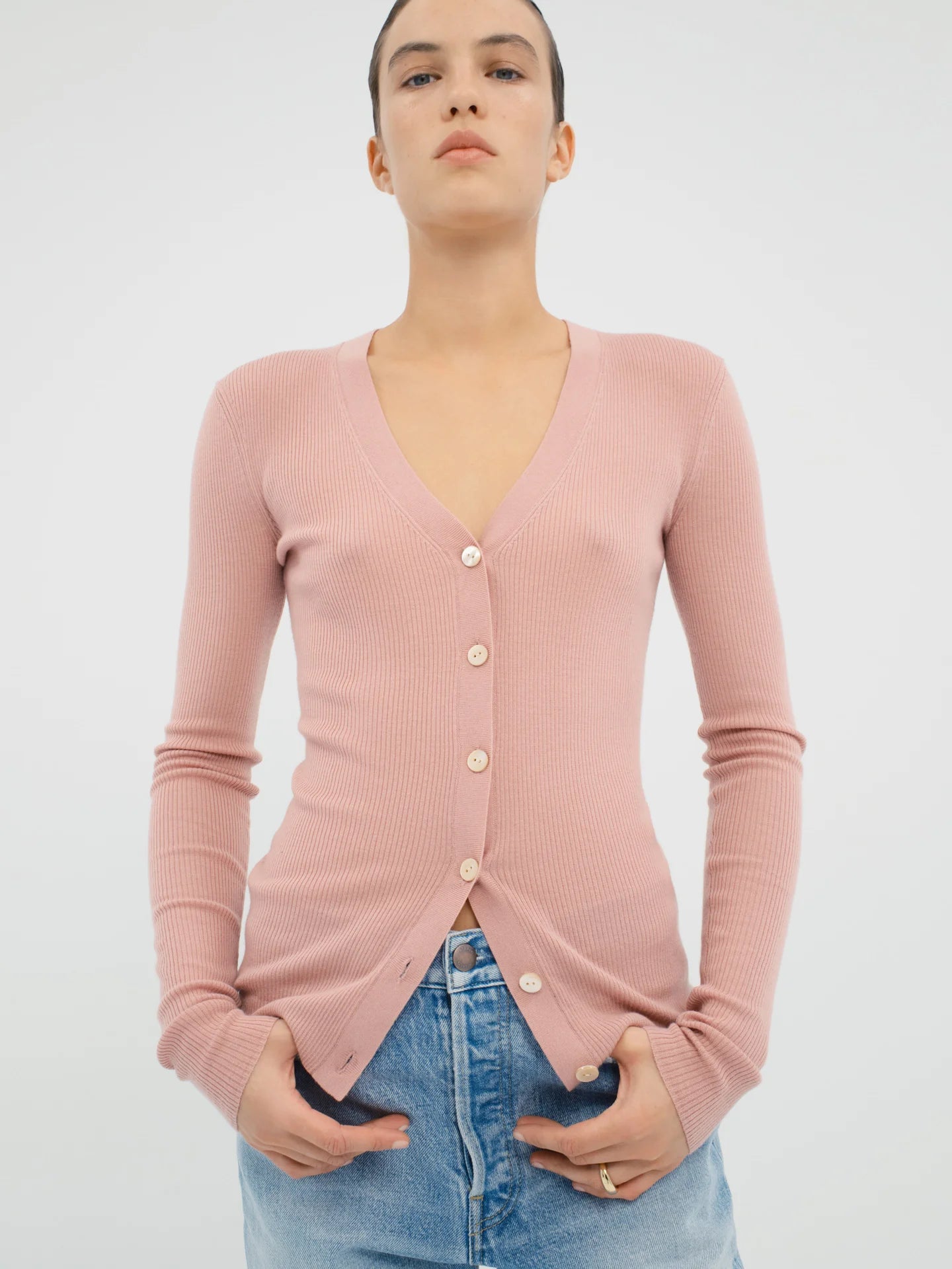 Fialla Cardigan in Wool - AFLALO