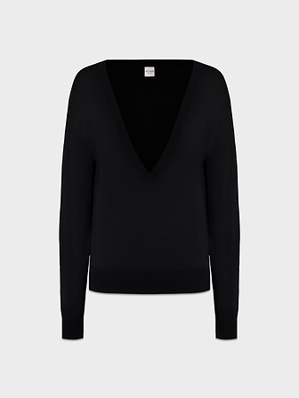 AFLALO Marana Sweater in Wool – Black - Ghost Front