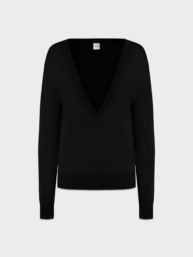 AFLALO Marana Sweater in Wool – Black - Ghost Front