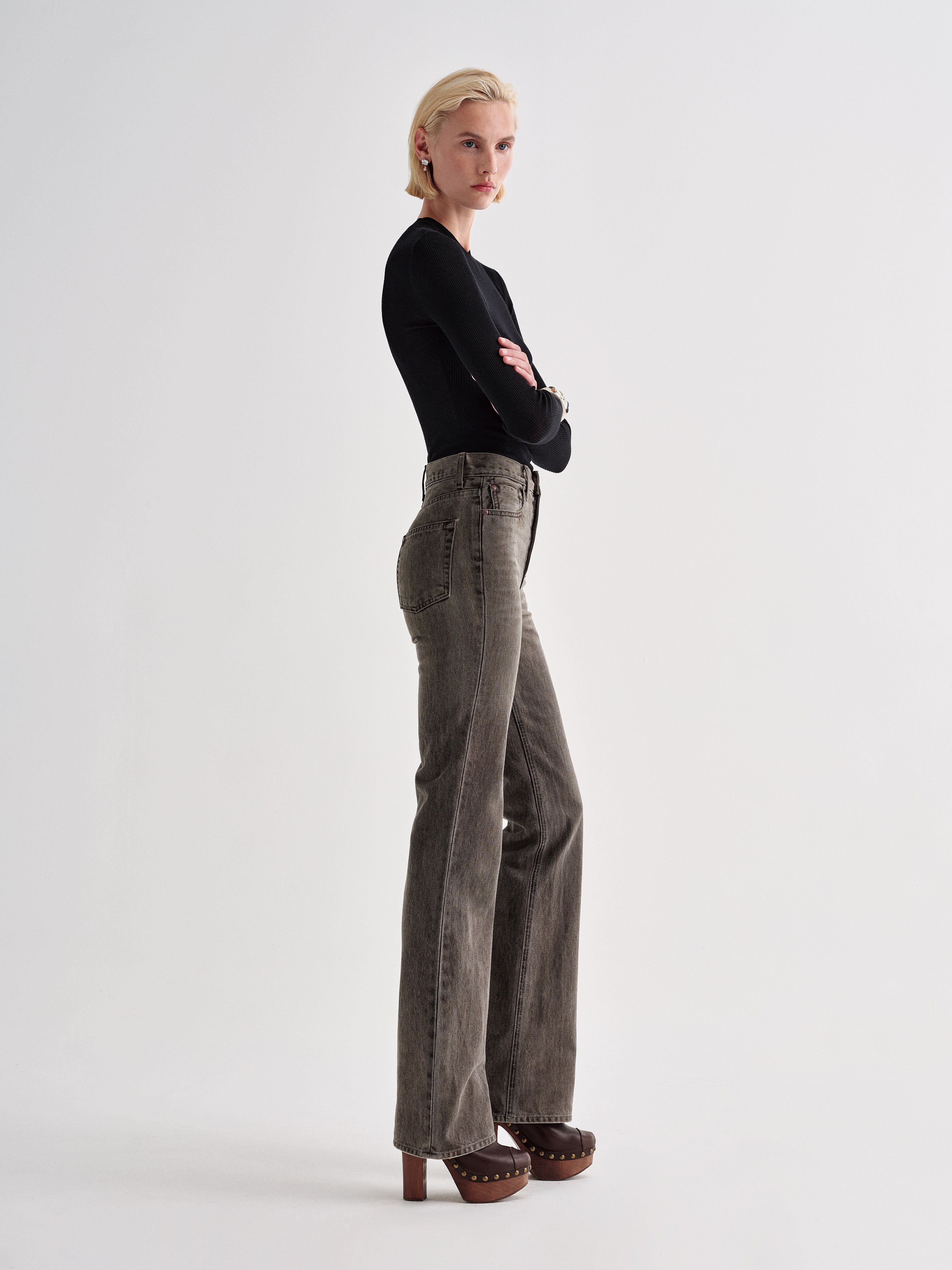 Brontë Jean in Rigid Denim
