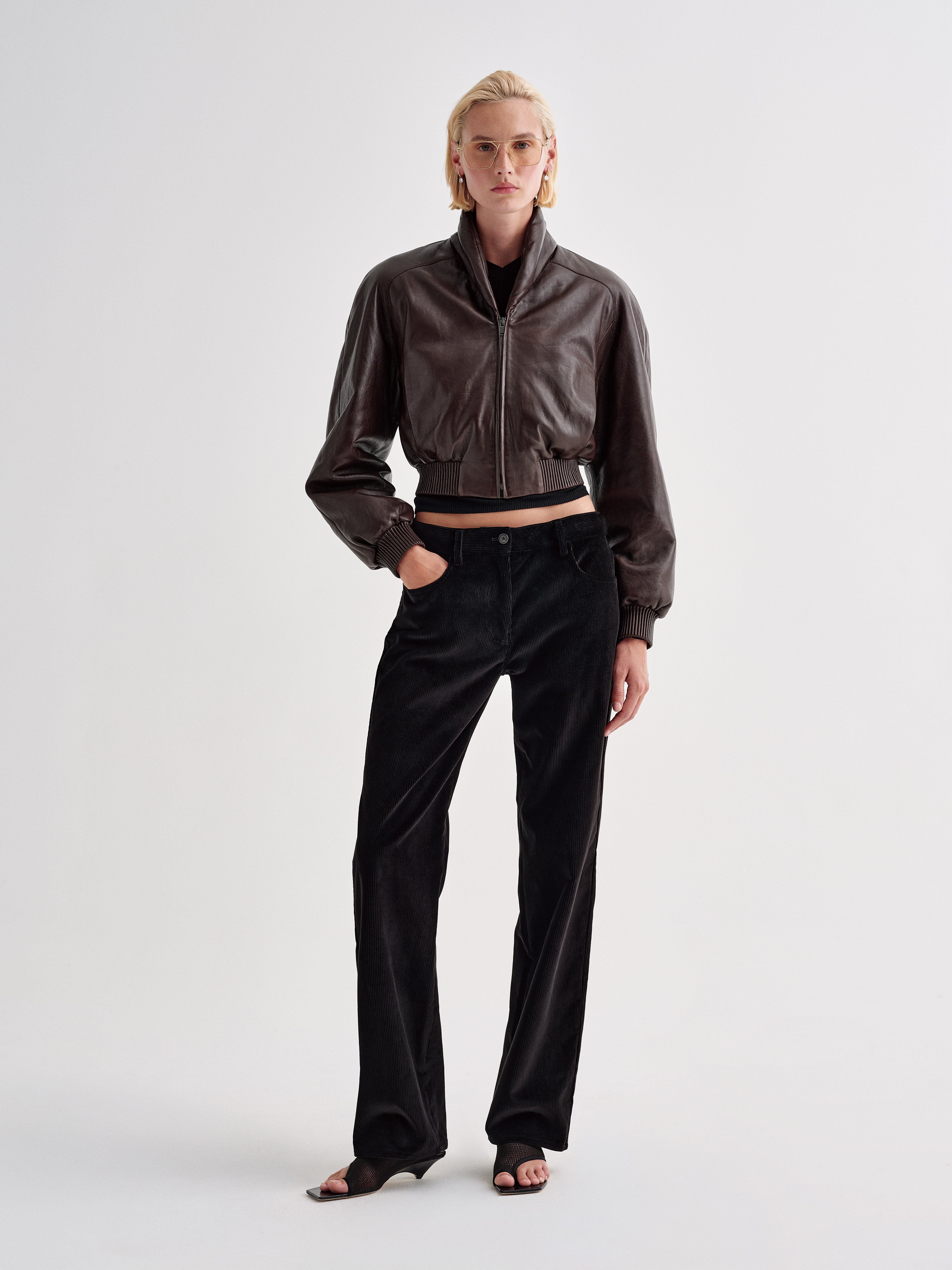 Giovan Pant in Corduroy