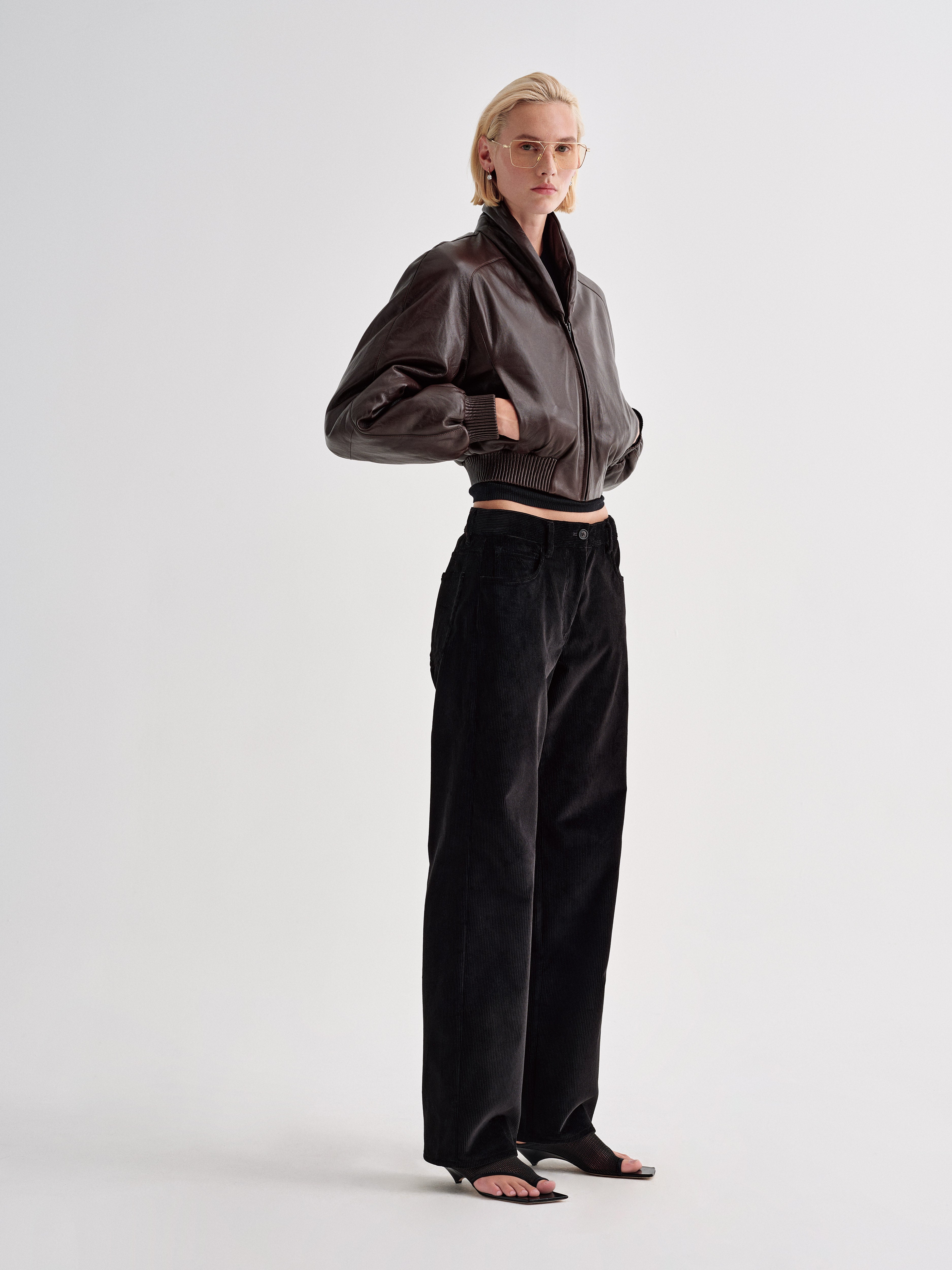 Giovan Pant in Corduroy
