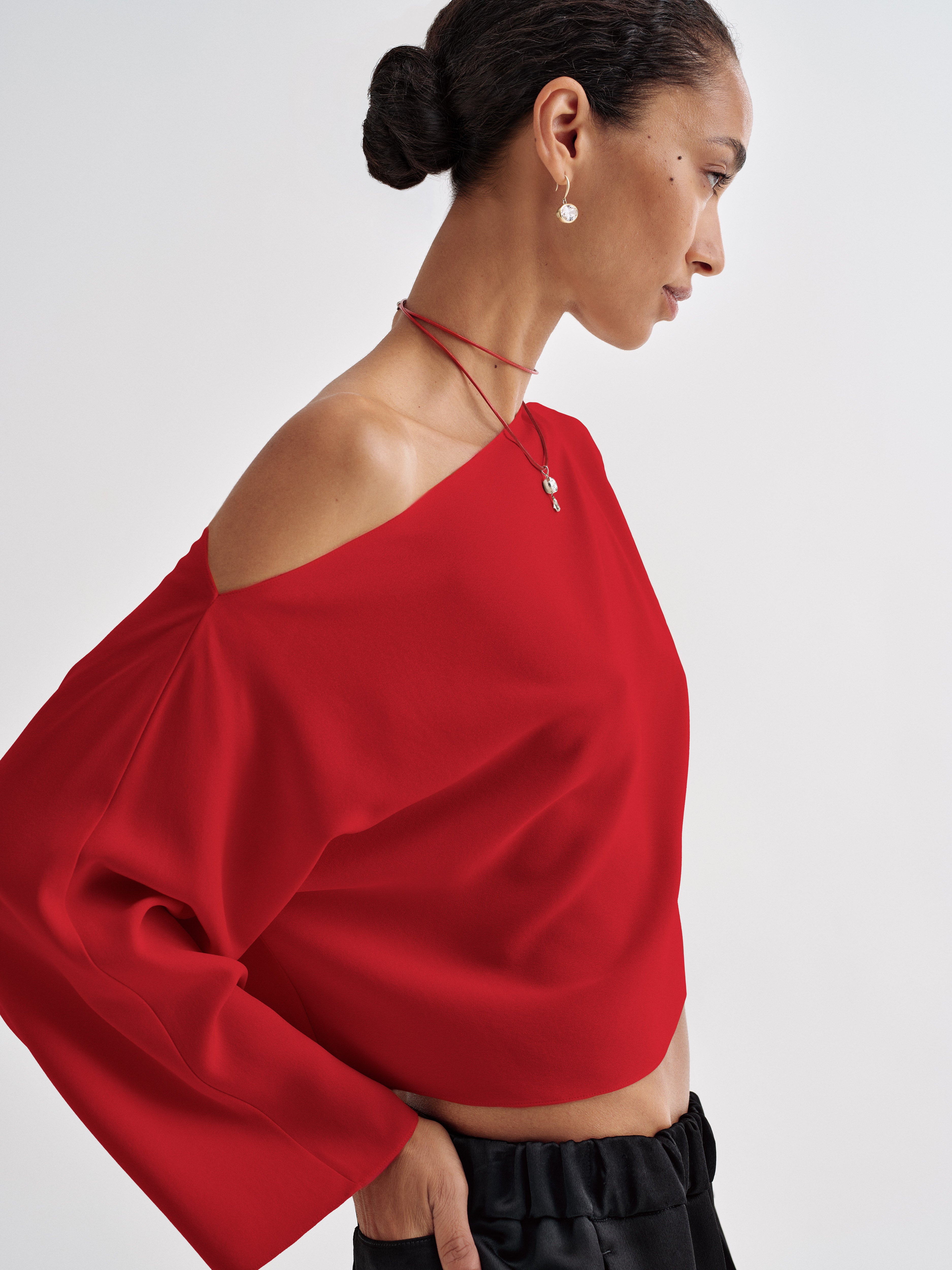 Elestra Top in Silk