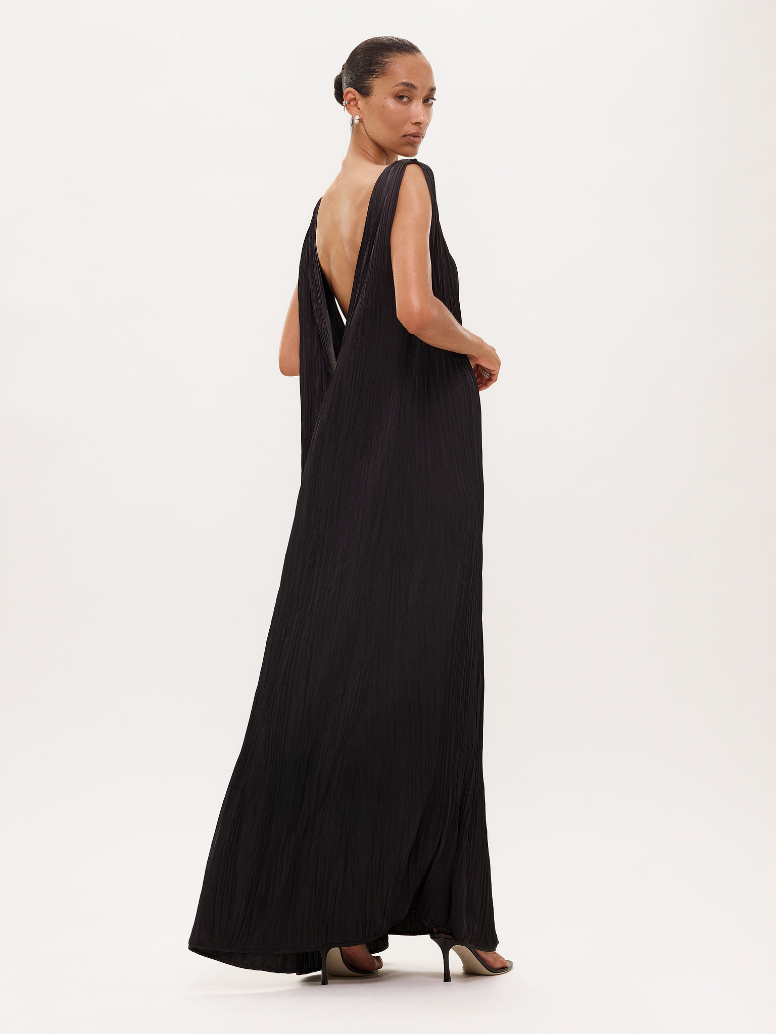 Celestia Dress in Plissé
