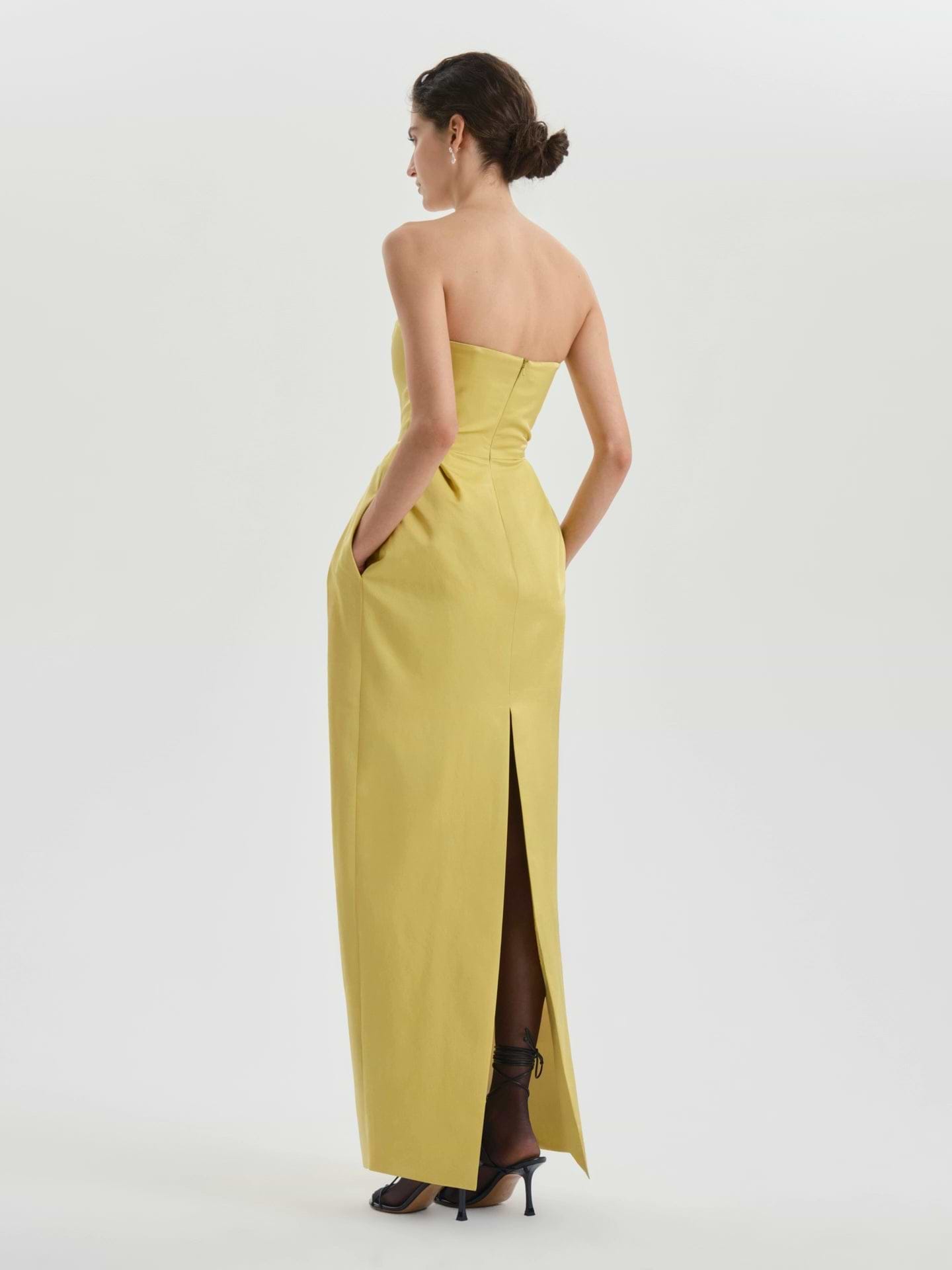 AFLALO Alune Dress in Wool Silk – Citron - Model Back