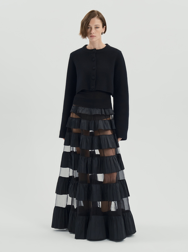 AFLALO Xorina Skirt in Mesh – Black - Model Front