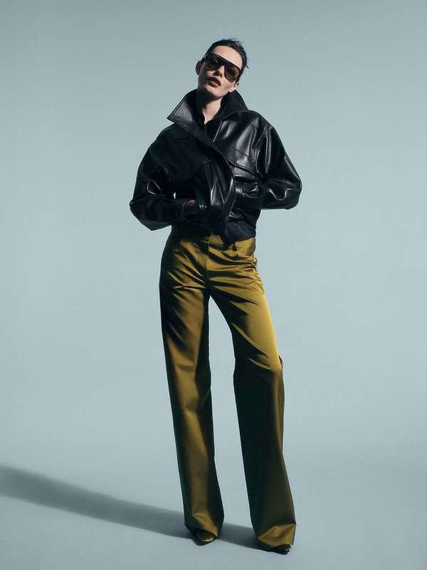 AFLALO Zadie Jacket in Leather – Black - Campaign Model Front