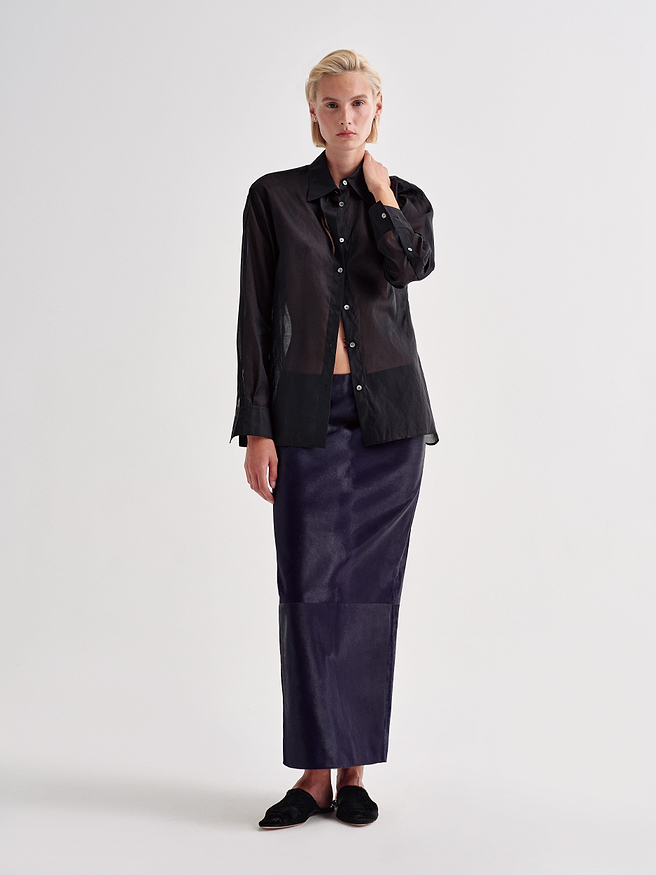 AFLALO Alda Skirt in Ponyhair, Imperial, and Brein Shirt in Cotton, Black, front view on model