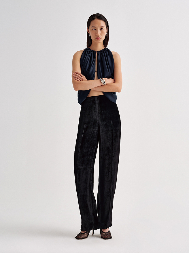 AFLALO Ellis Pant in Velvet, Black, front view on model
