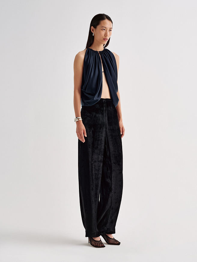 AFLALO Ellis Pant in Velvet, Black, side view on model