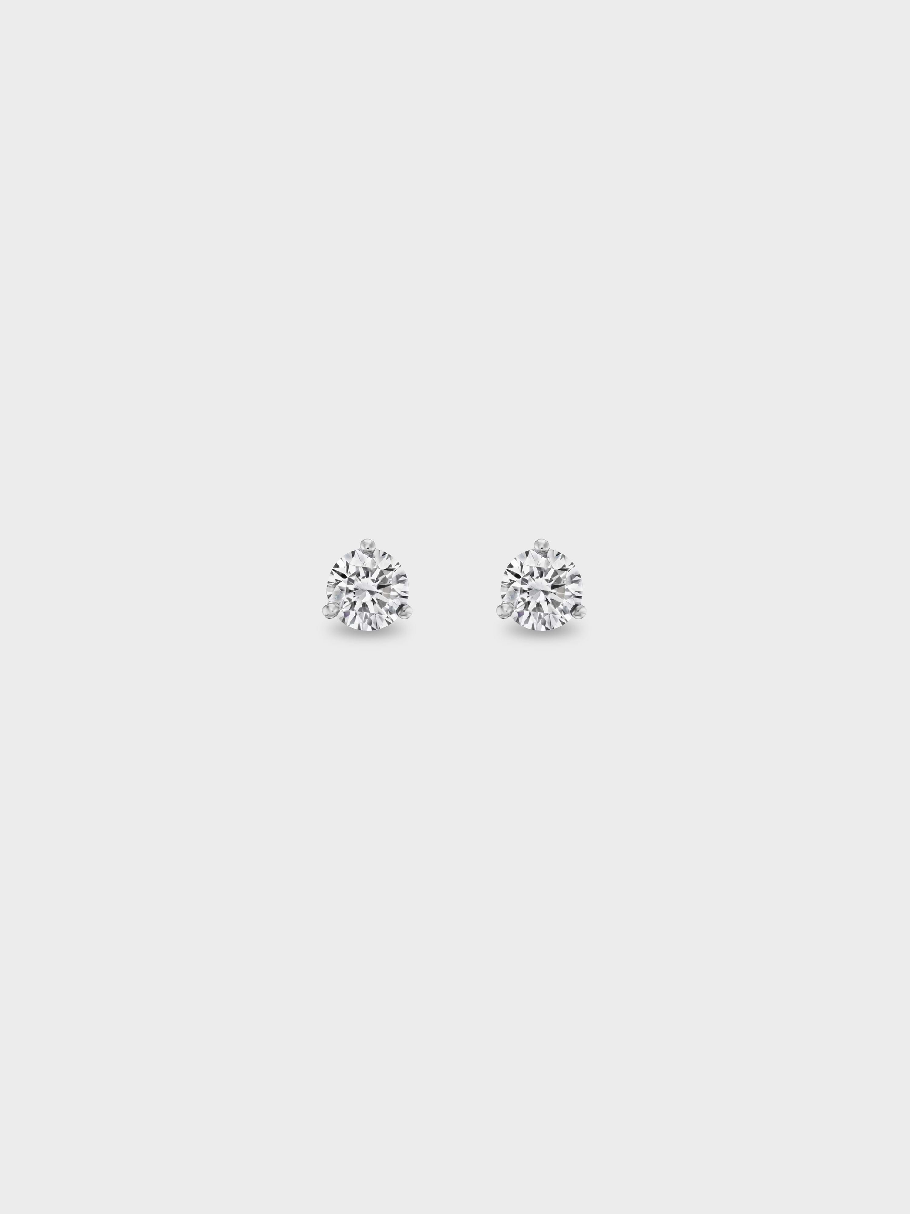 Easy Stud Earrings in White Gold