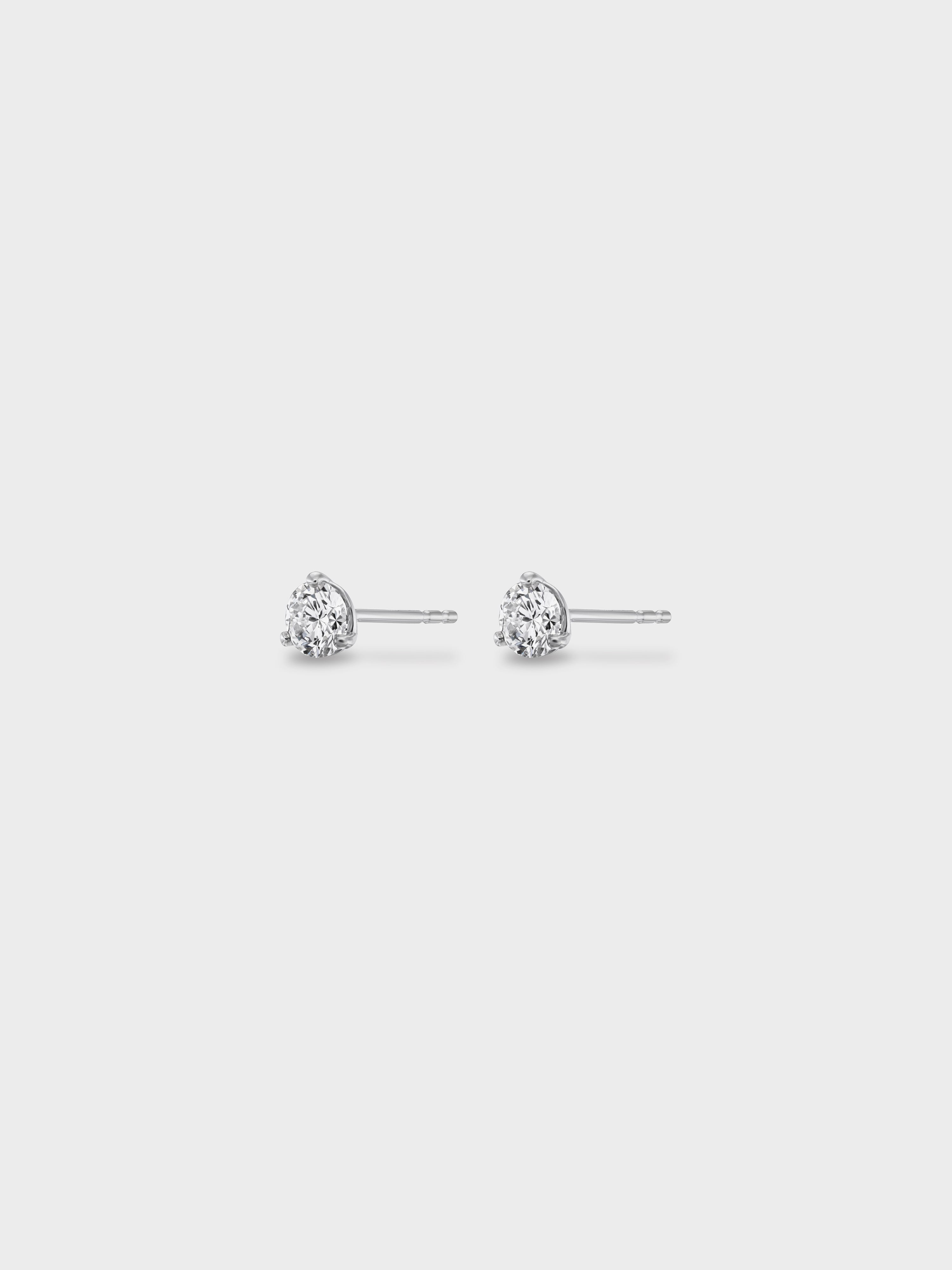 Easy Stud Earrings in White Gold