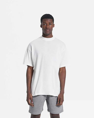 Wei√ües, √ºbergro√ües T-Shirt
