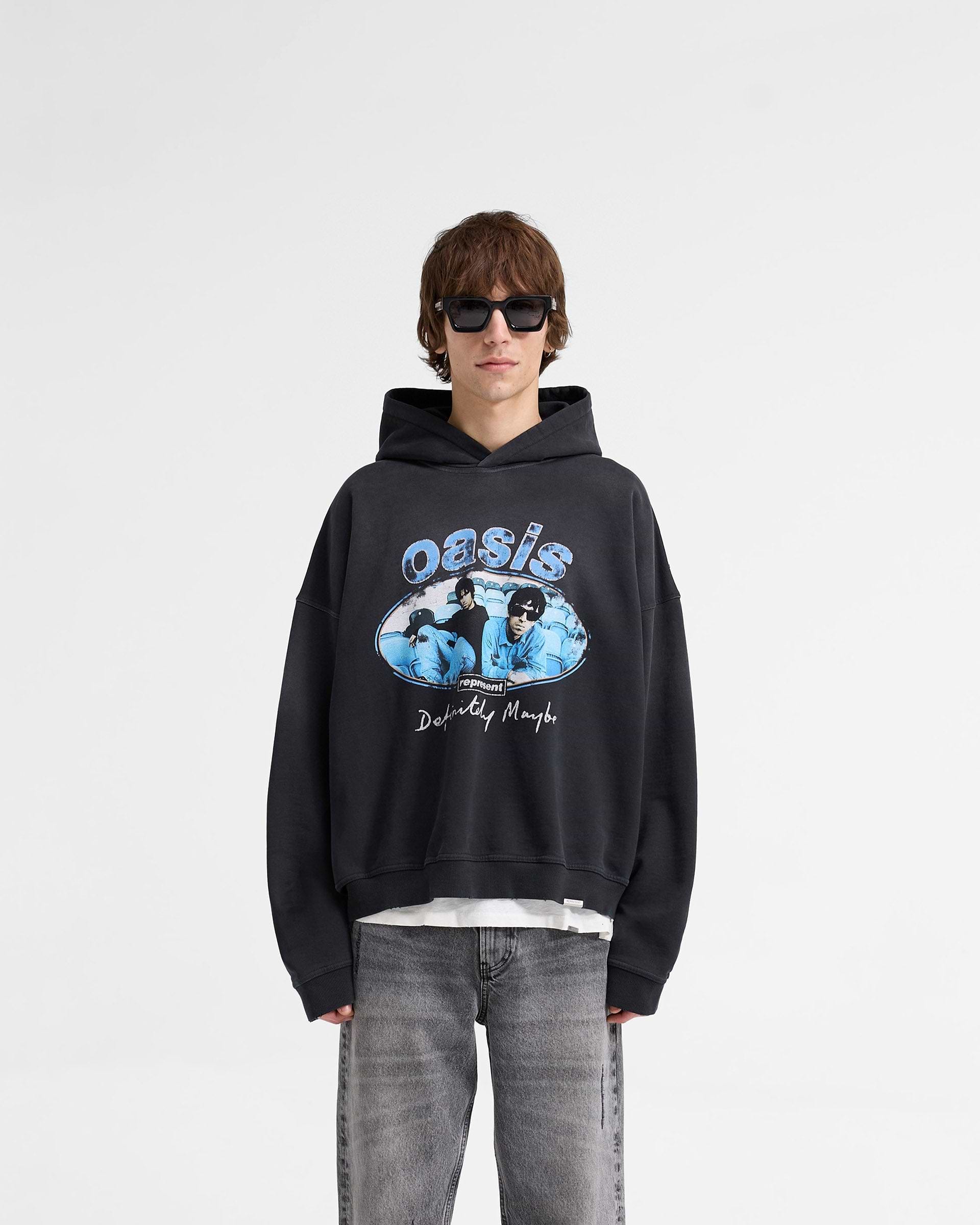 Represent X Oasis Maine Road Hoodie - Negro Lavado