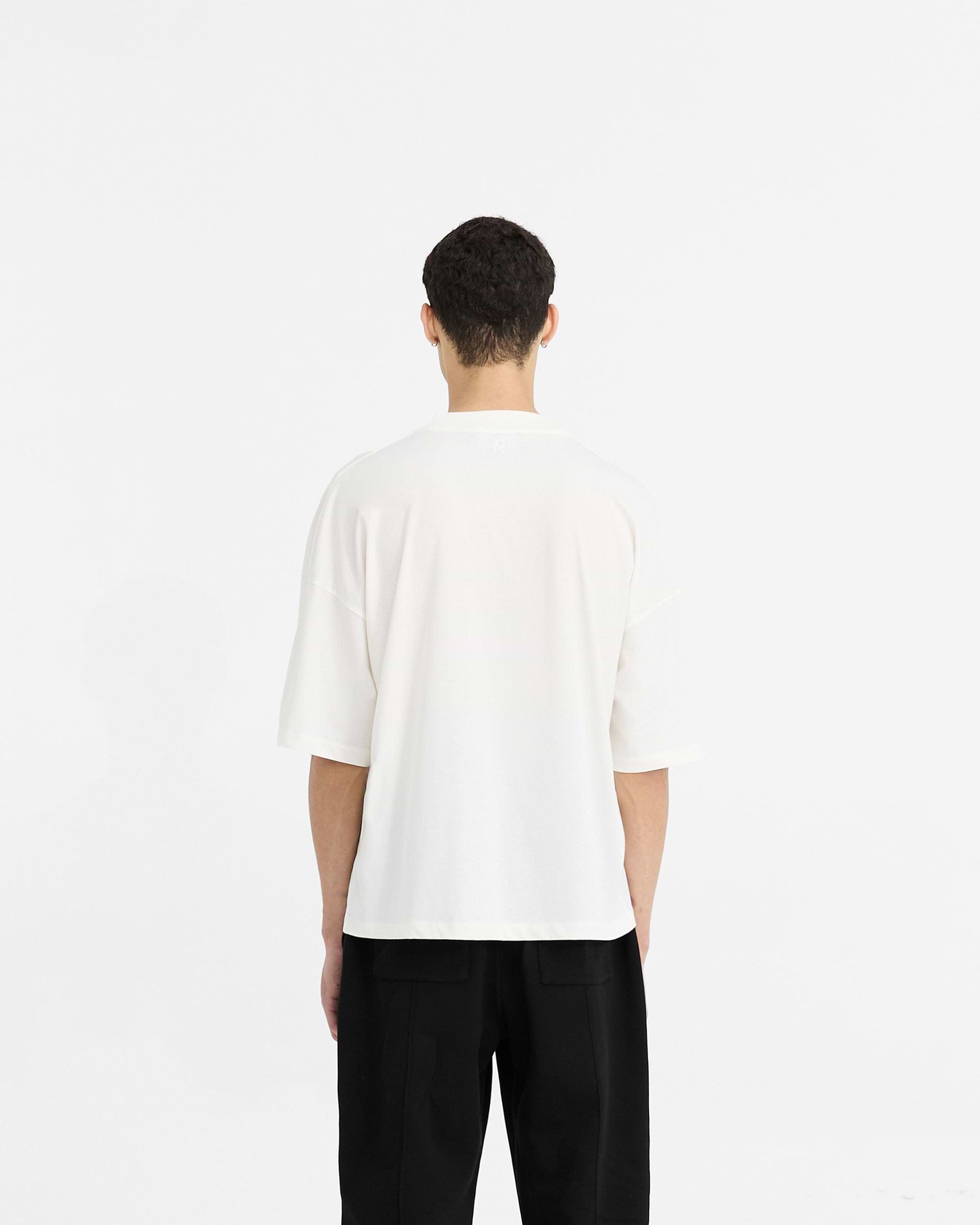 Initial Boxy T-Shirt - Blanco Liso