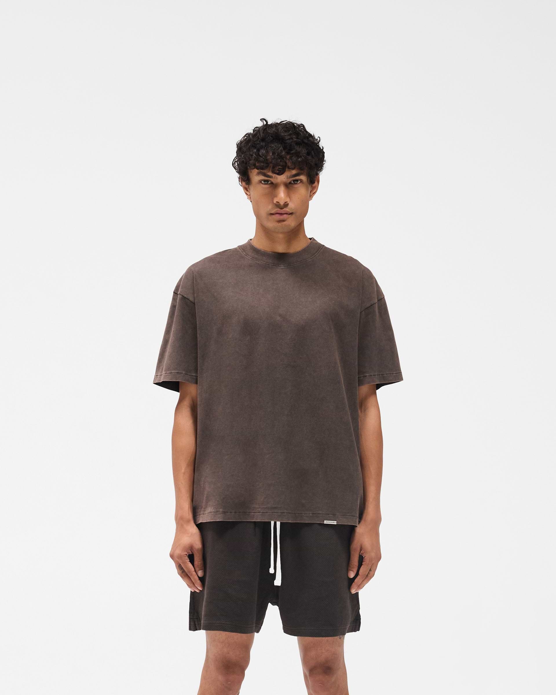 Initial_Oversized_T-Shirt_-_Coffee_02.jpg