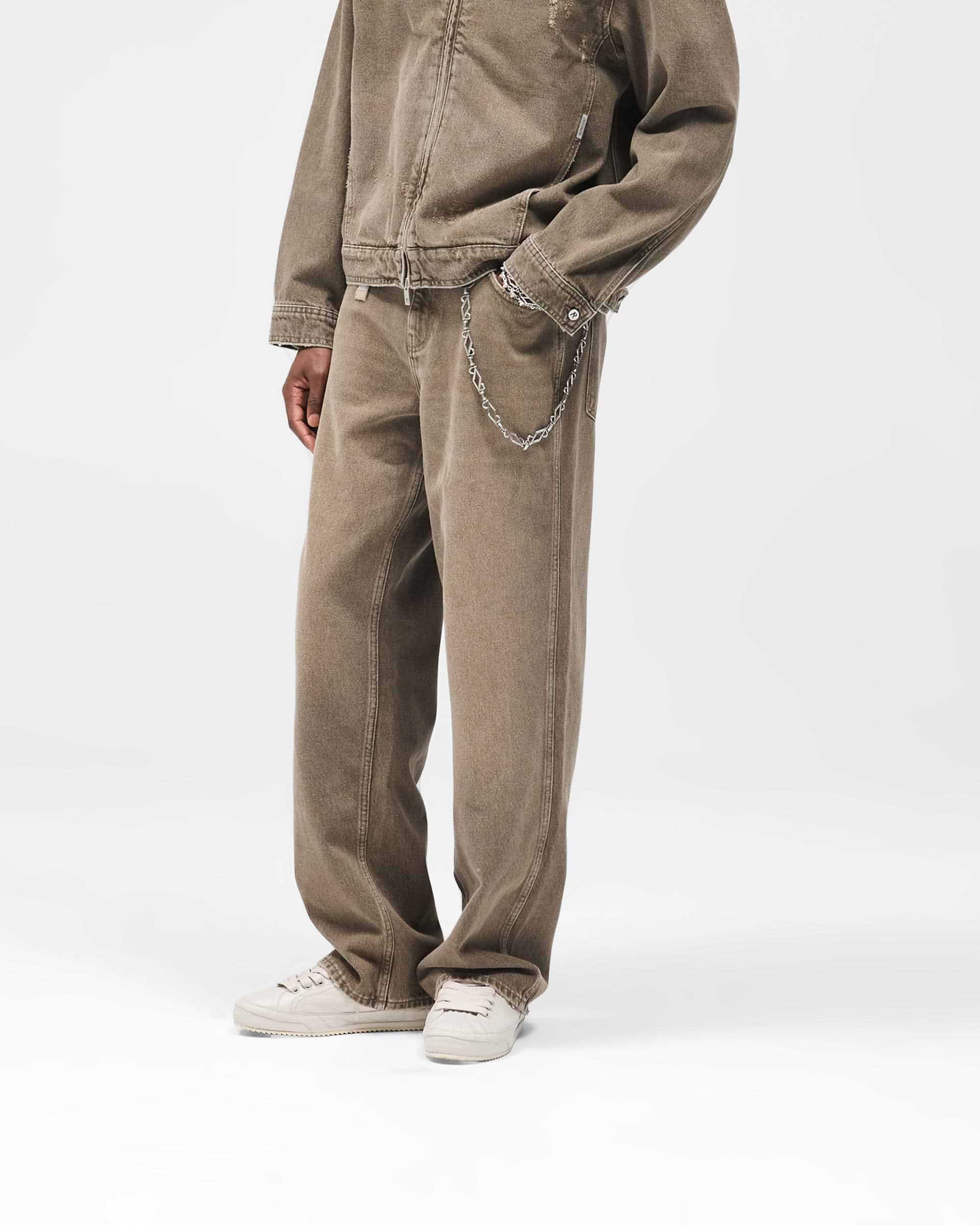 R3_Baggy_Denim_-_Washed_Olive_02.jpg