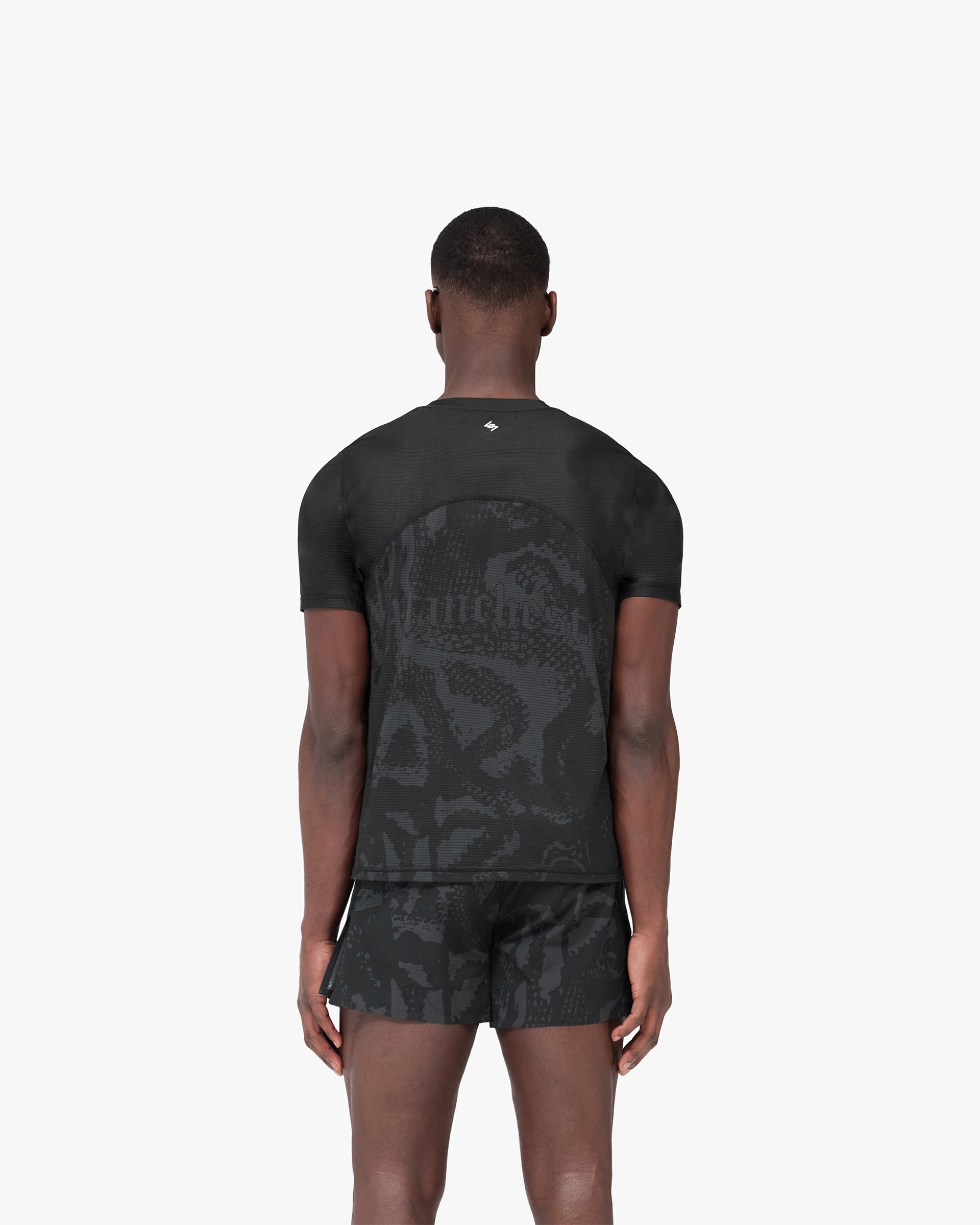 247_Manchester_T-Shirt_-_Black_05.jpg