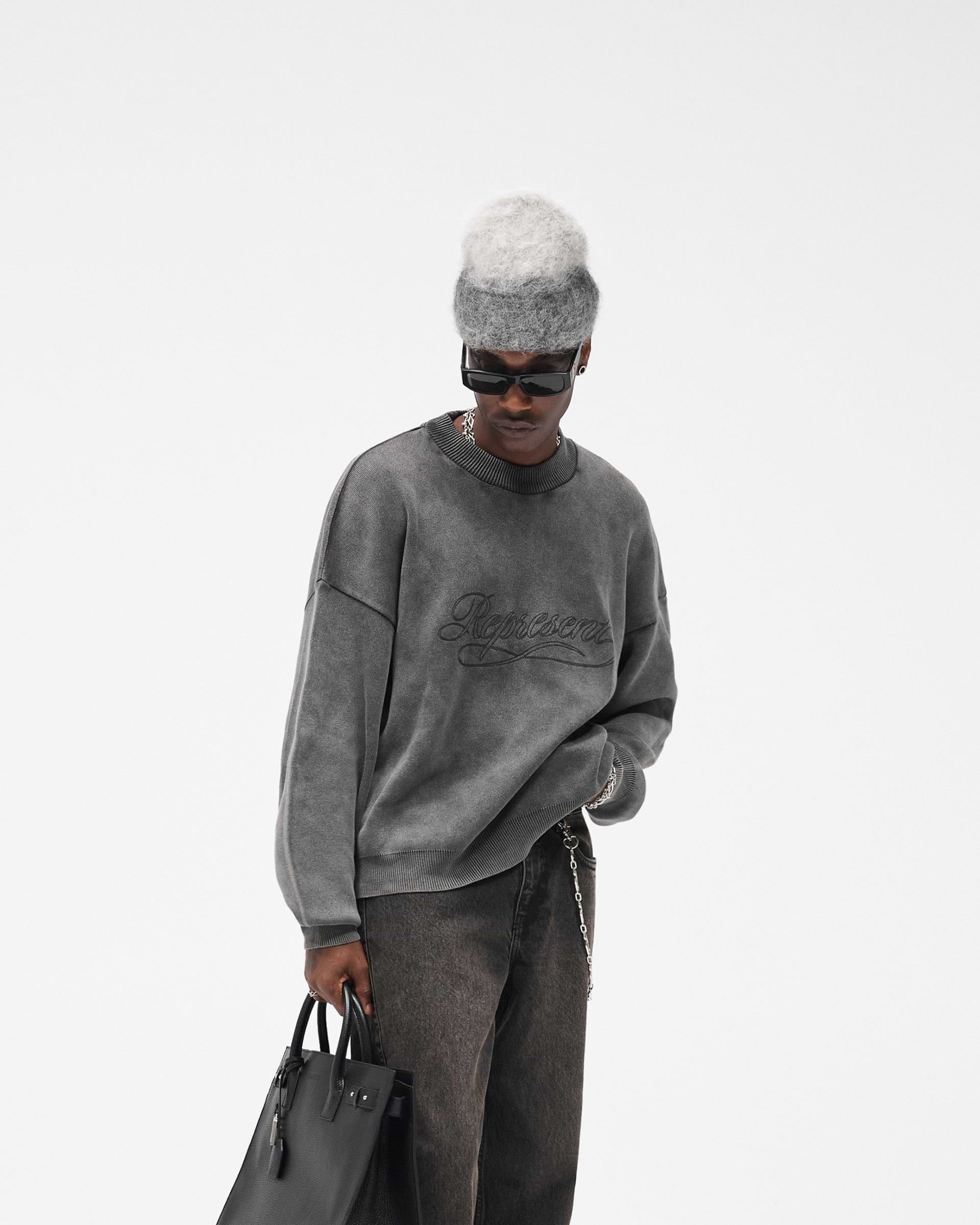 Stamped_Sweater_-_Vintage_Grey_04.jpg