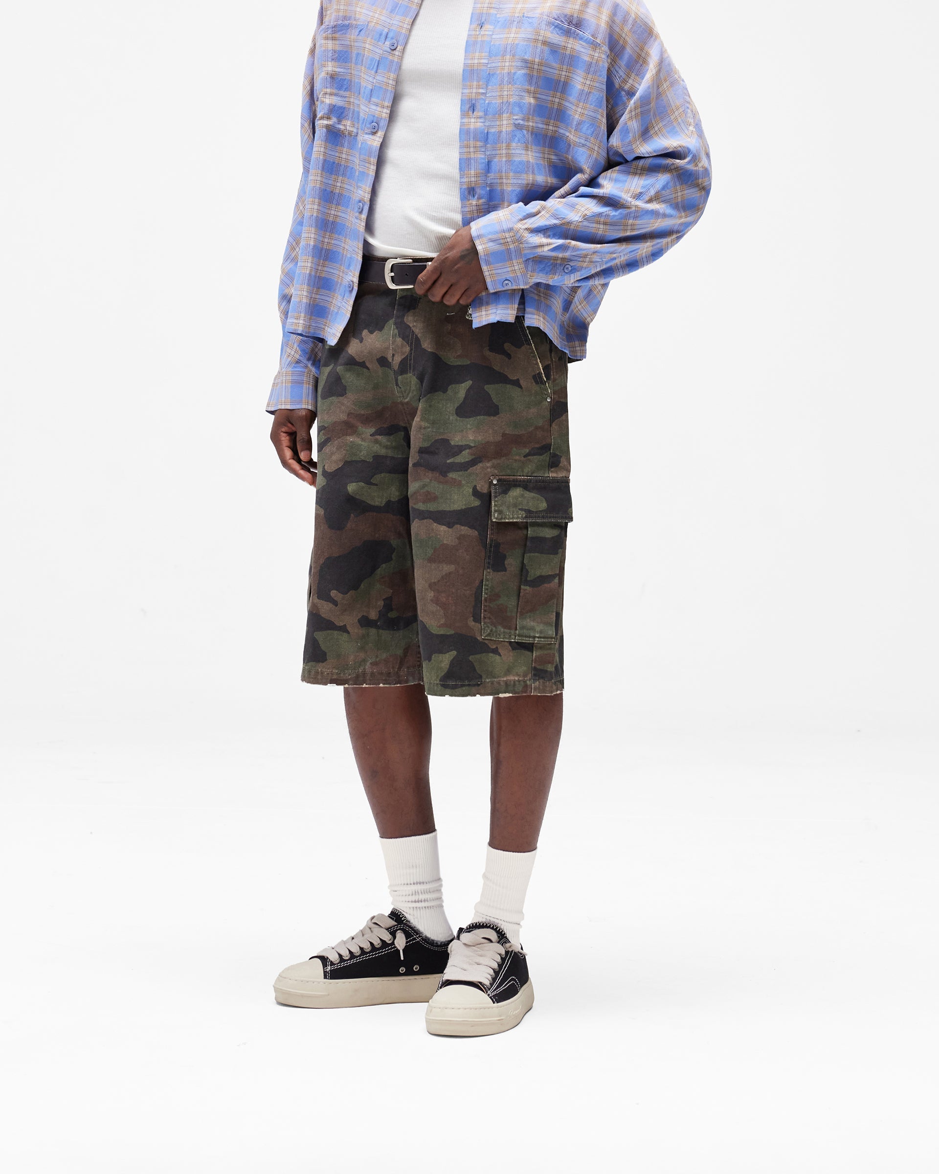 Camo_Cargo_Short_-_Camo_04.jpg
