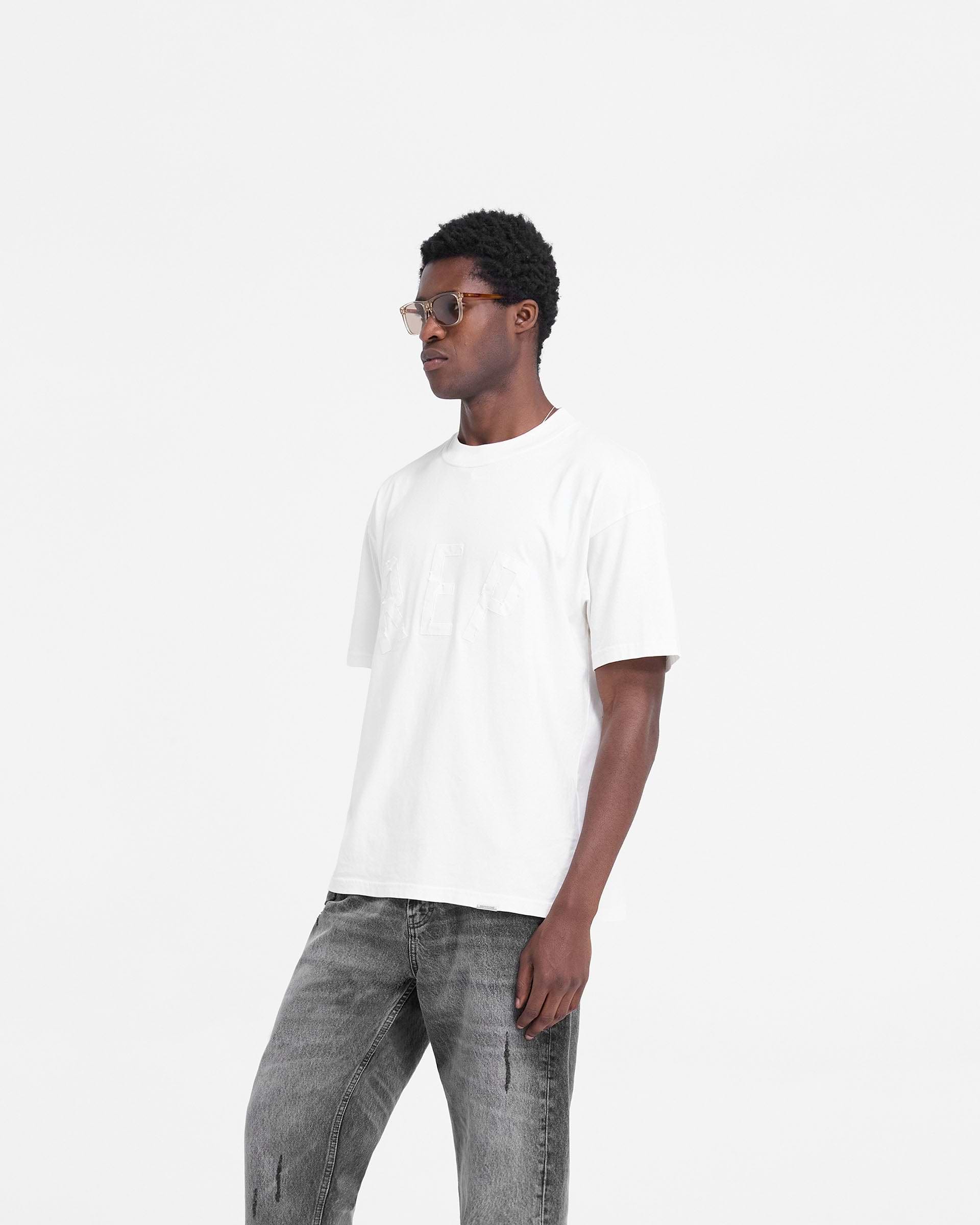 Rep Applique T-Shirt - Blanco Liso