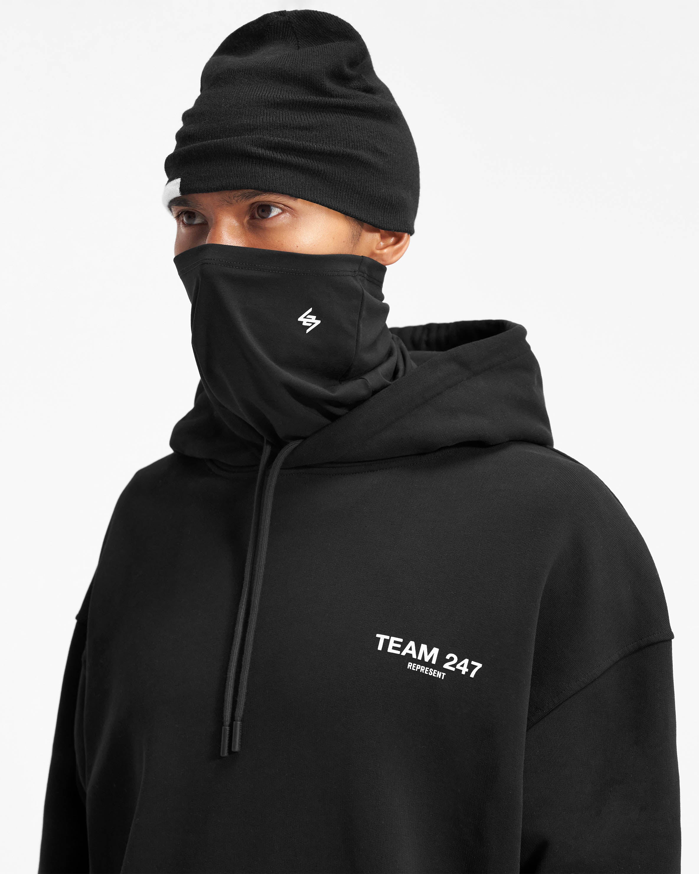 247_Snood_-_Jet_Black_02.jpg
