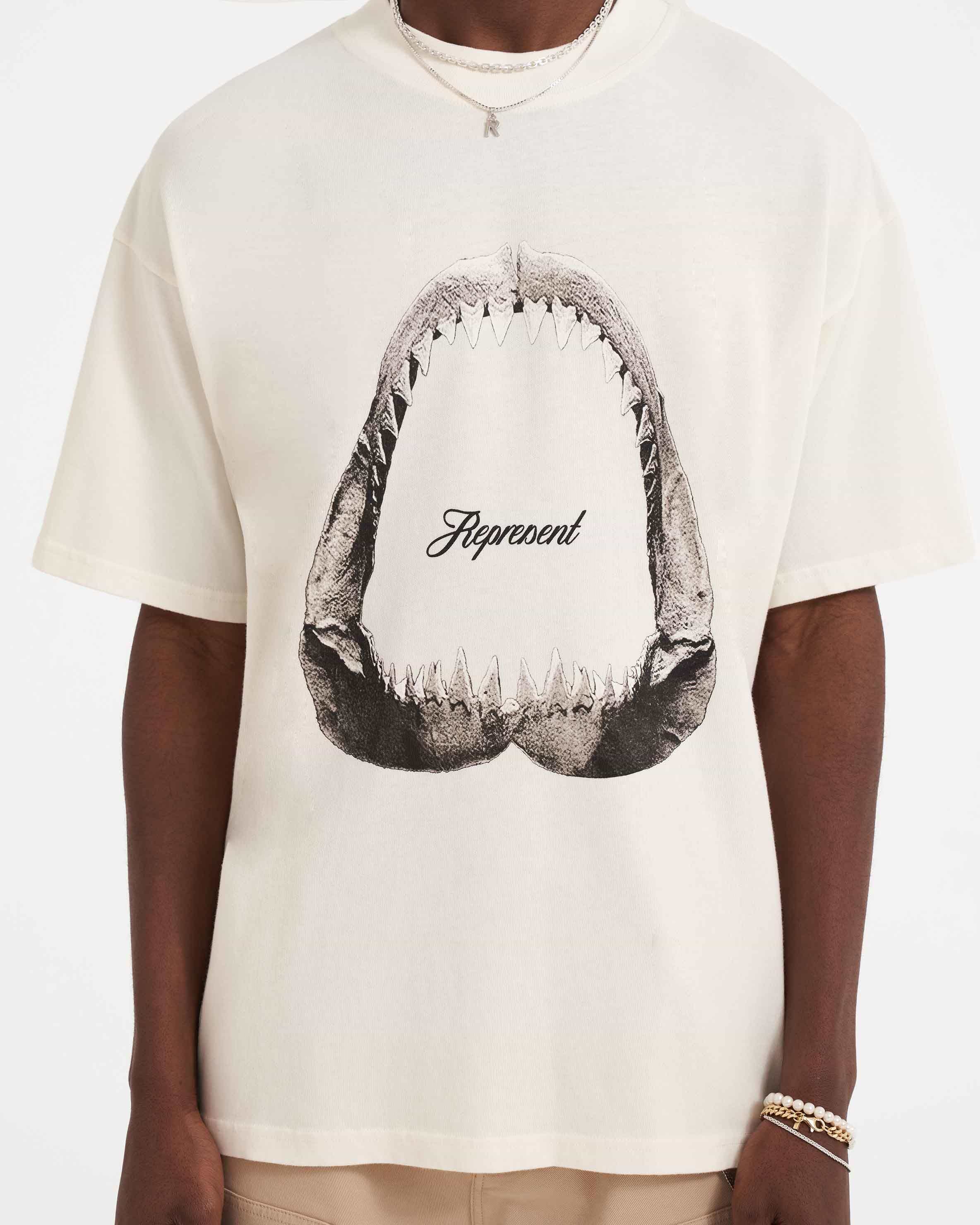 Shark Jaws T-Shirt | Flat White T-Shirts SS23 | Represent Clo