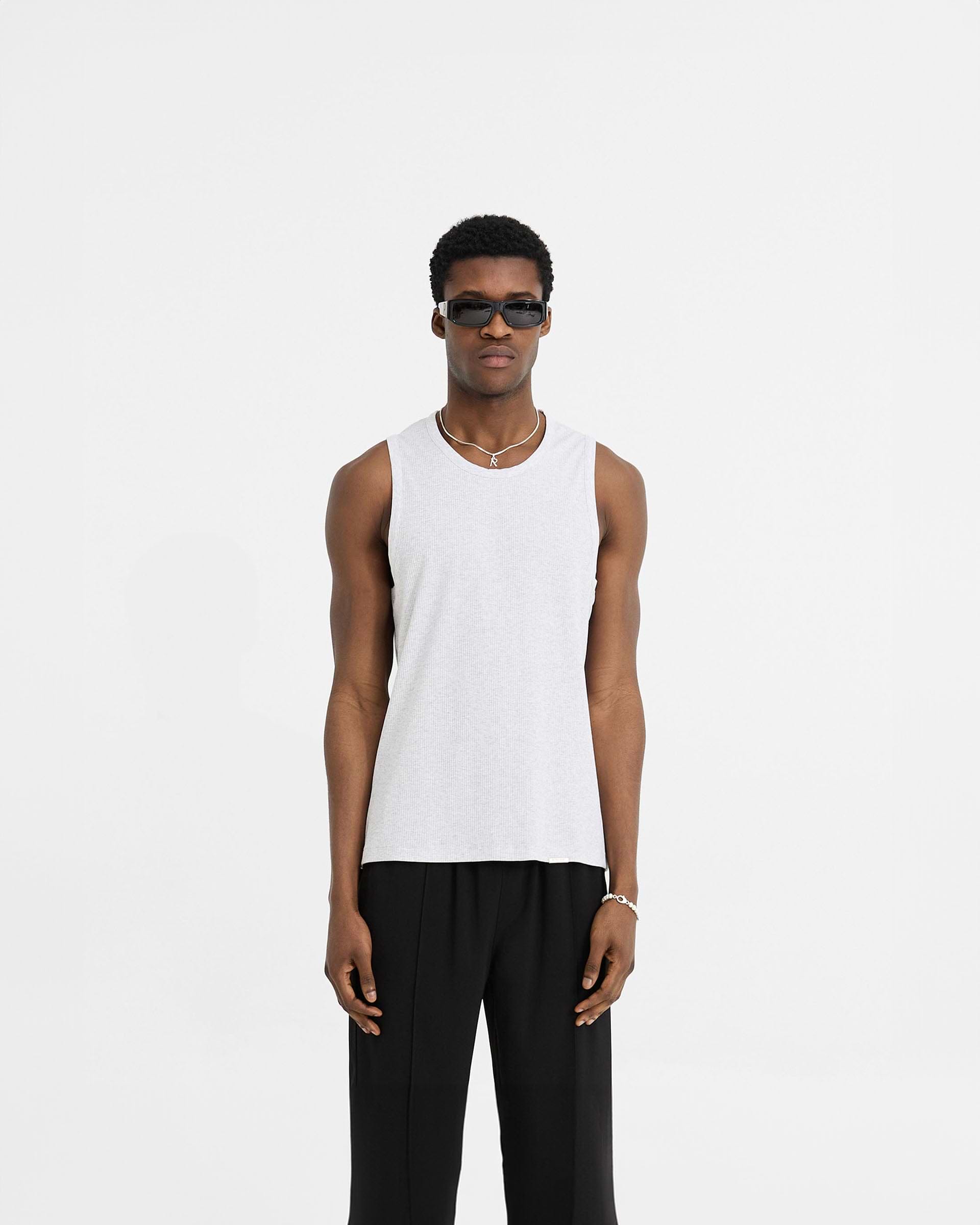 Initial Rib Vest - Gris Hielo Jaspeado