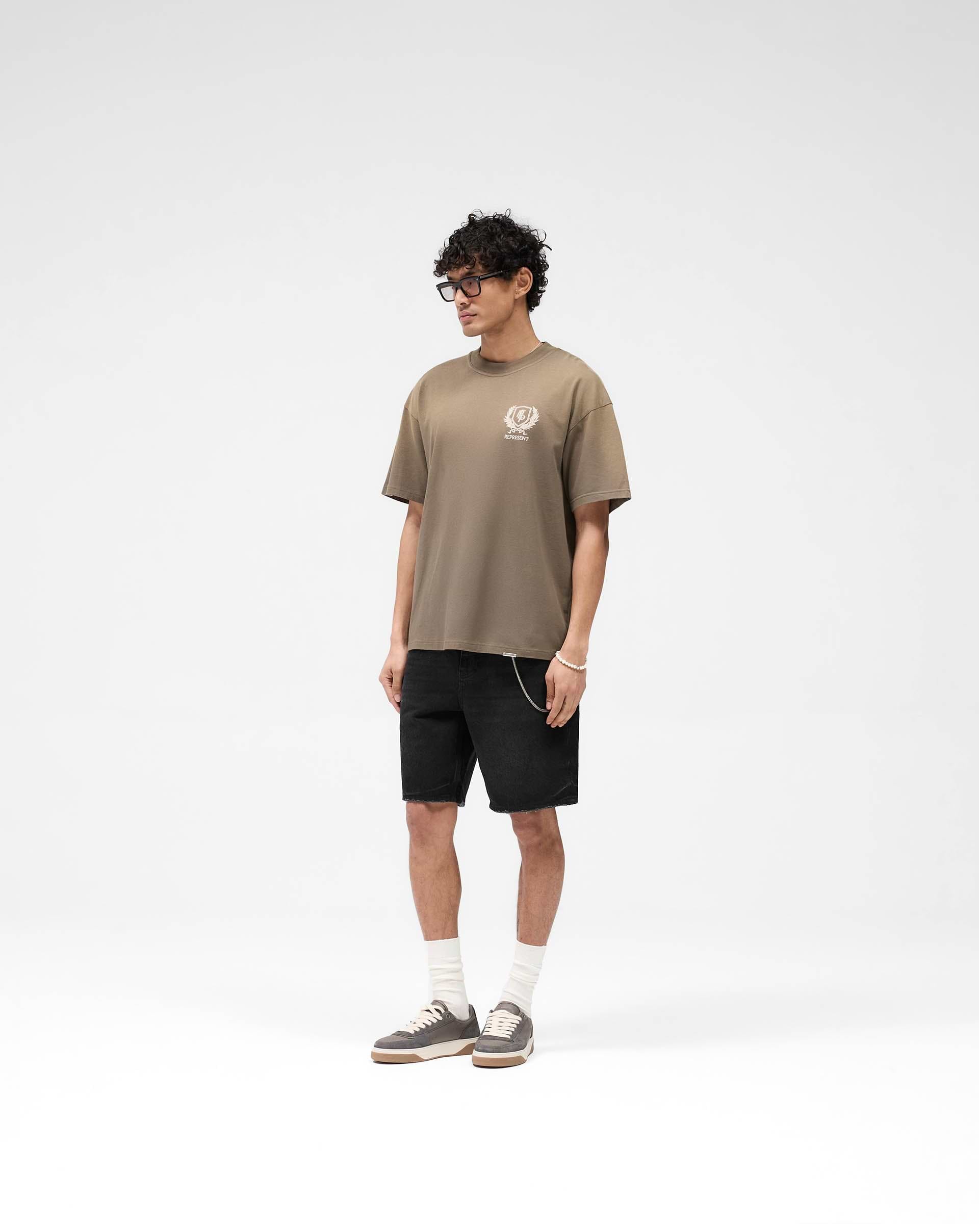 R10T Tailored Denim Shorts – Schwarz