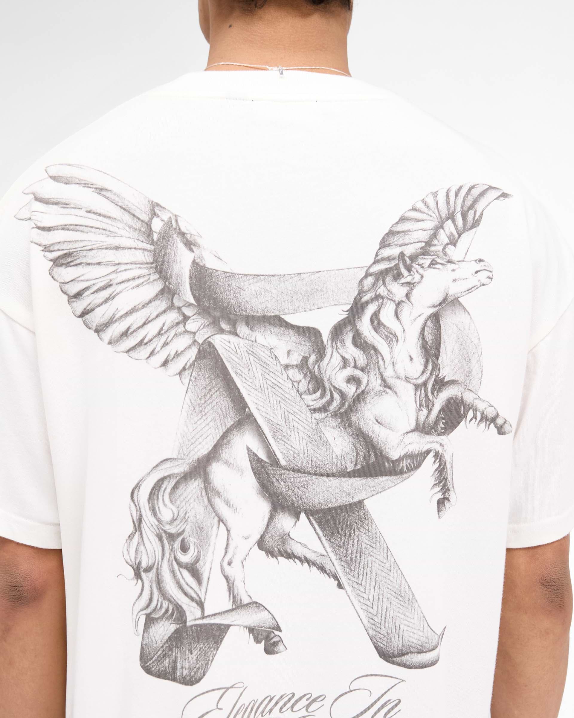 Elegance In Motion T-Shirt - Blanco