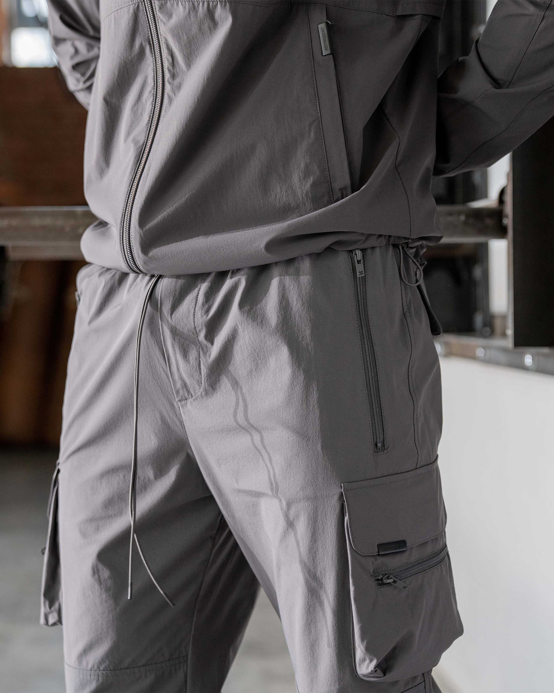 247 Pant - Grau