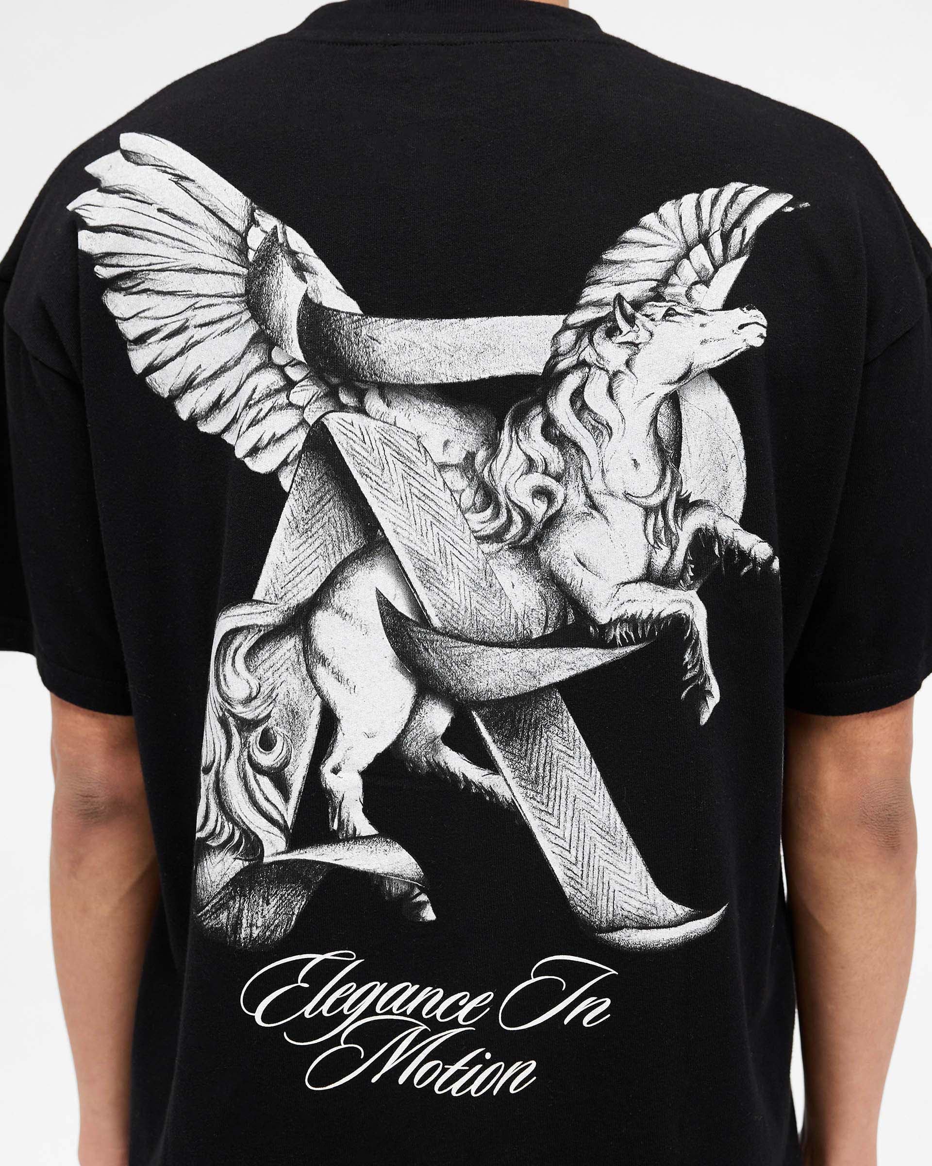 Elegance In Motion T-Shirt - Negro Azabache