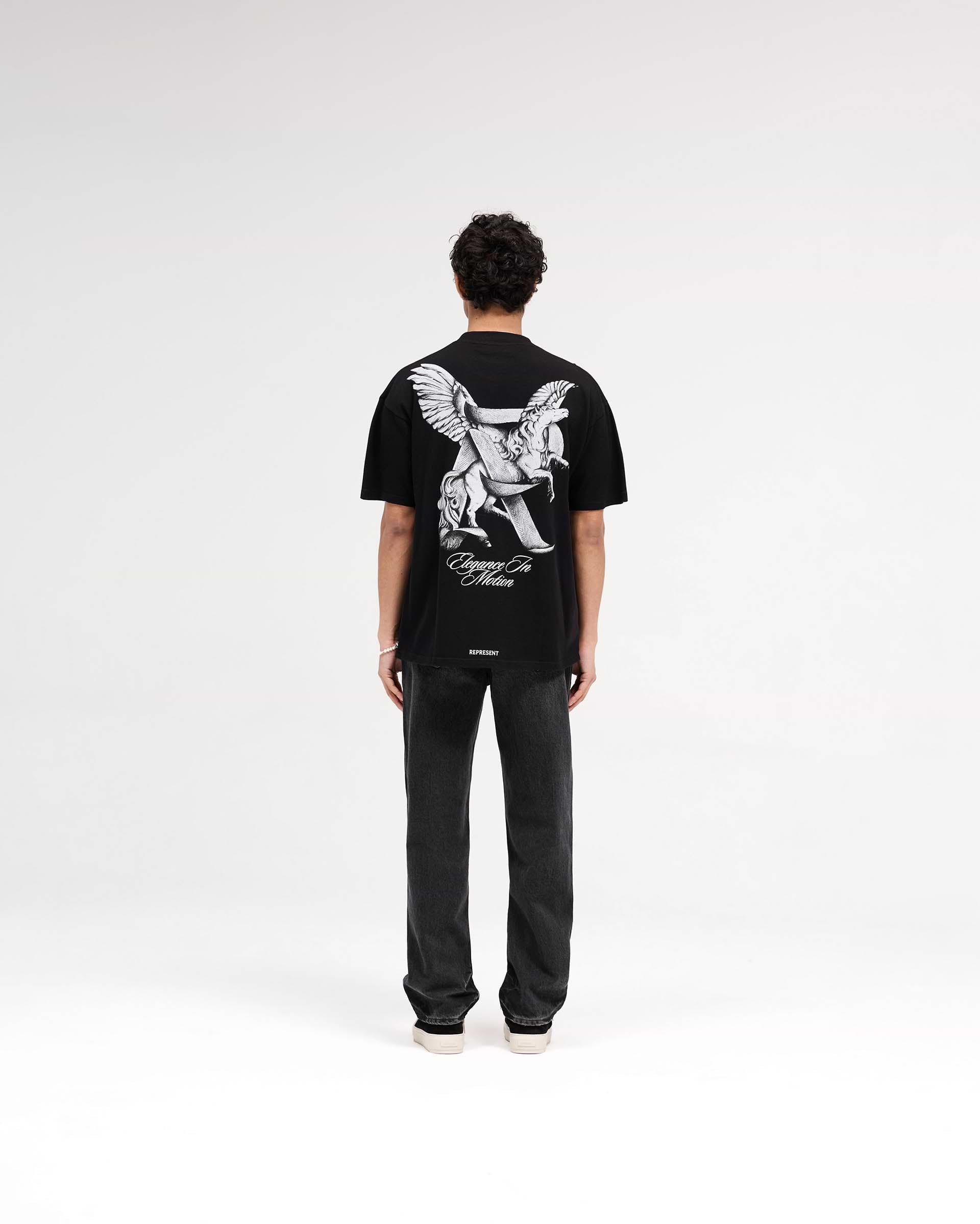 Elegance In Motion T-Shirt - Negro Azabache