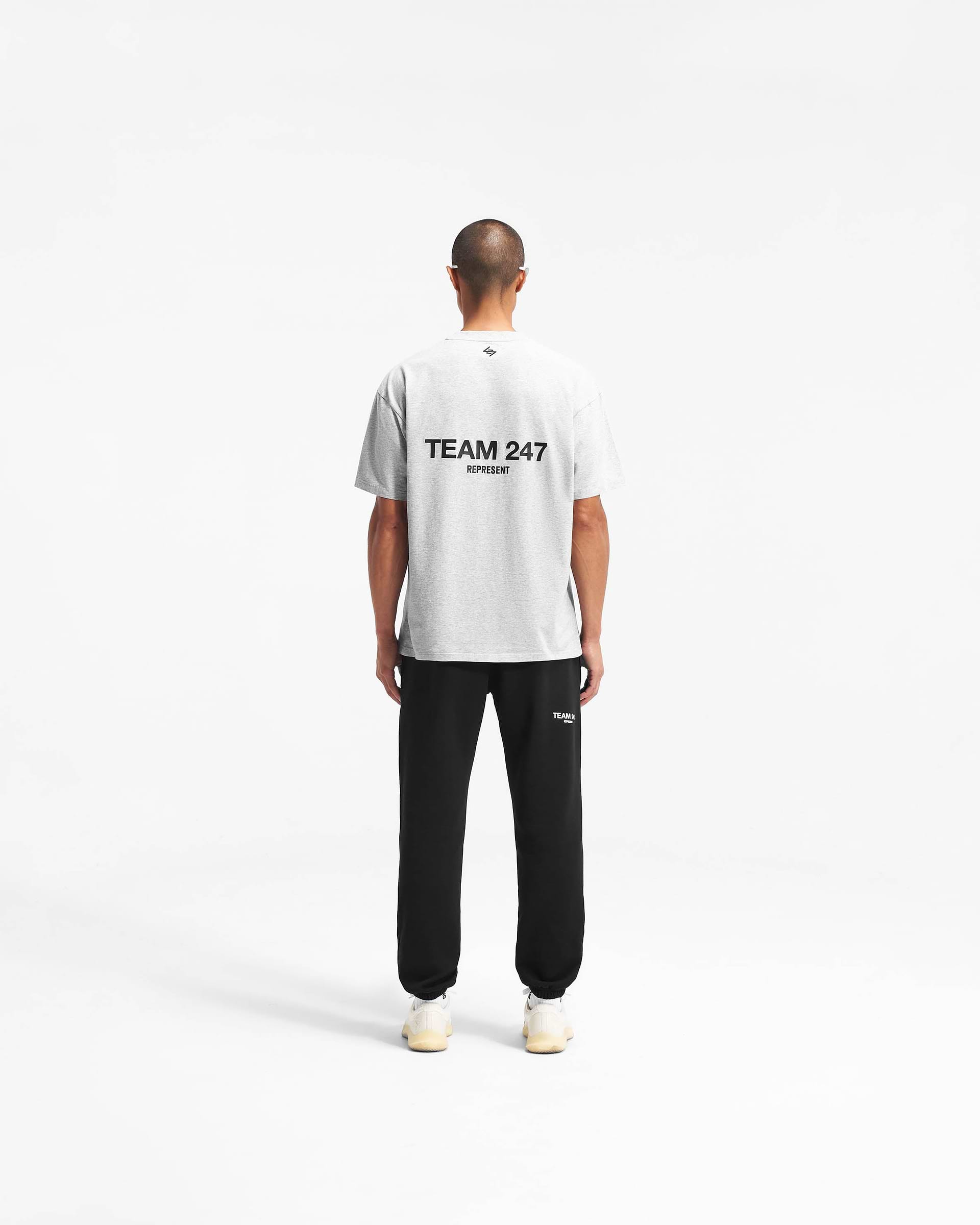Team 247 Oversized T-Shirt - Gris Ceniza