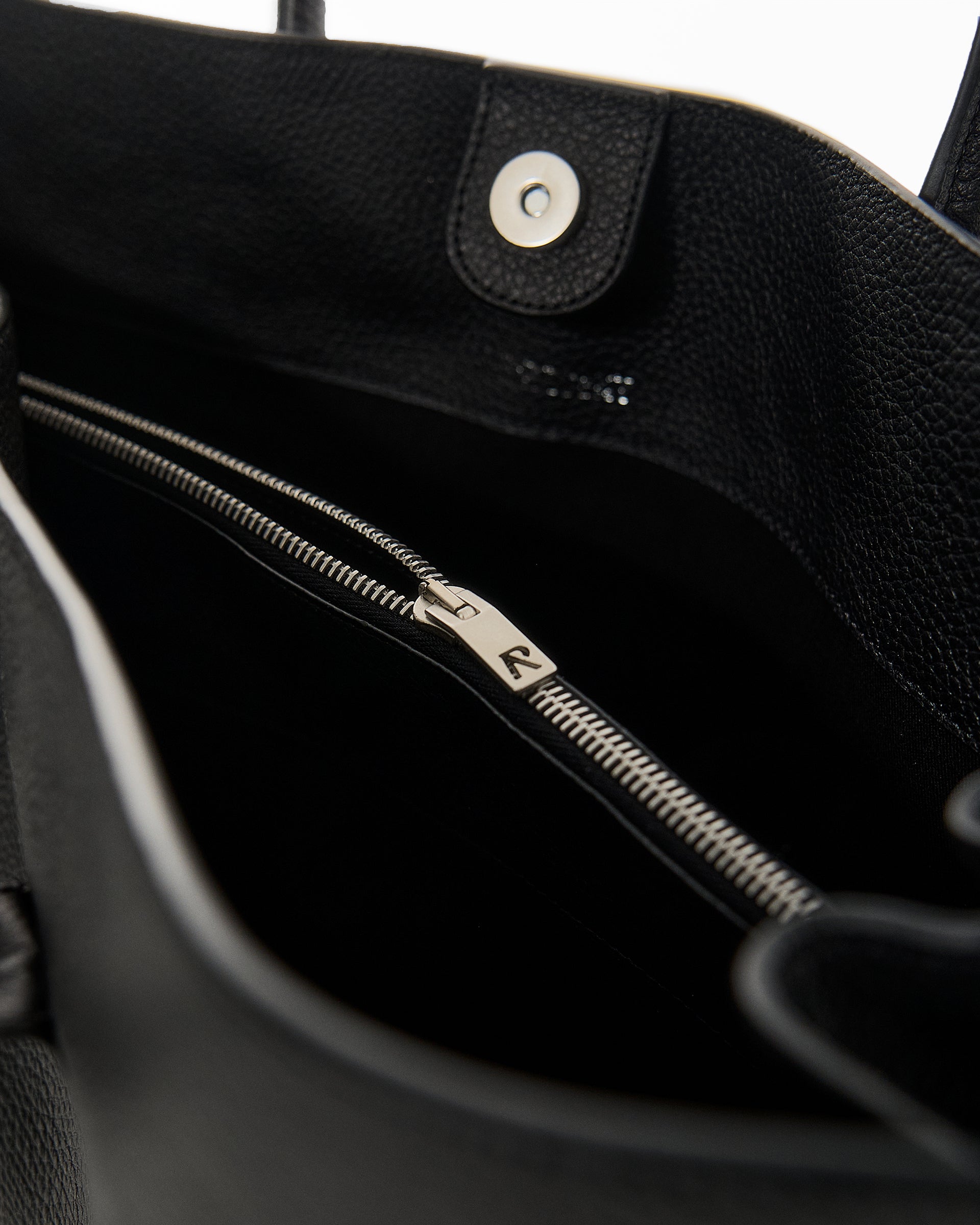 HTN XL Leather Bag - Black
