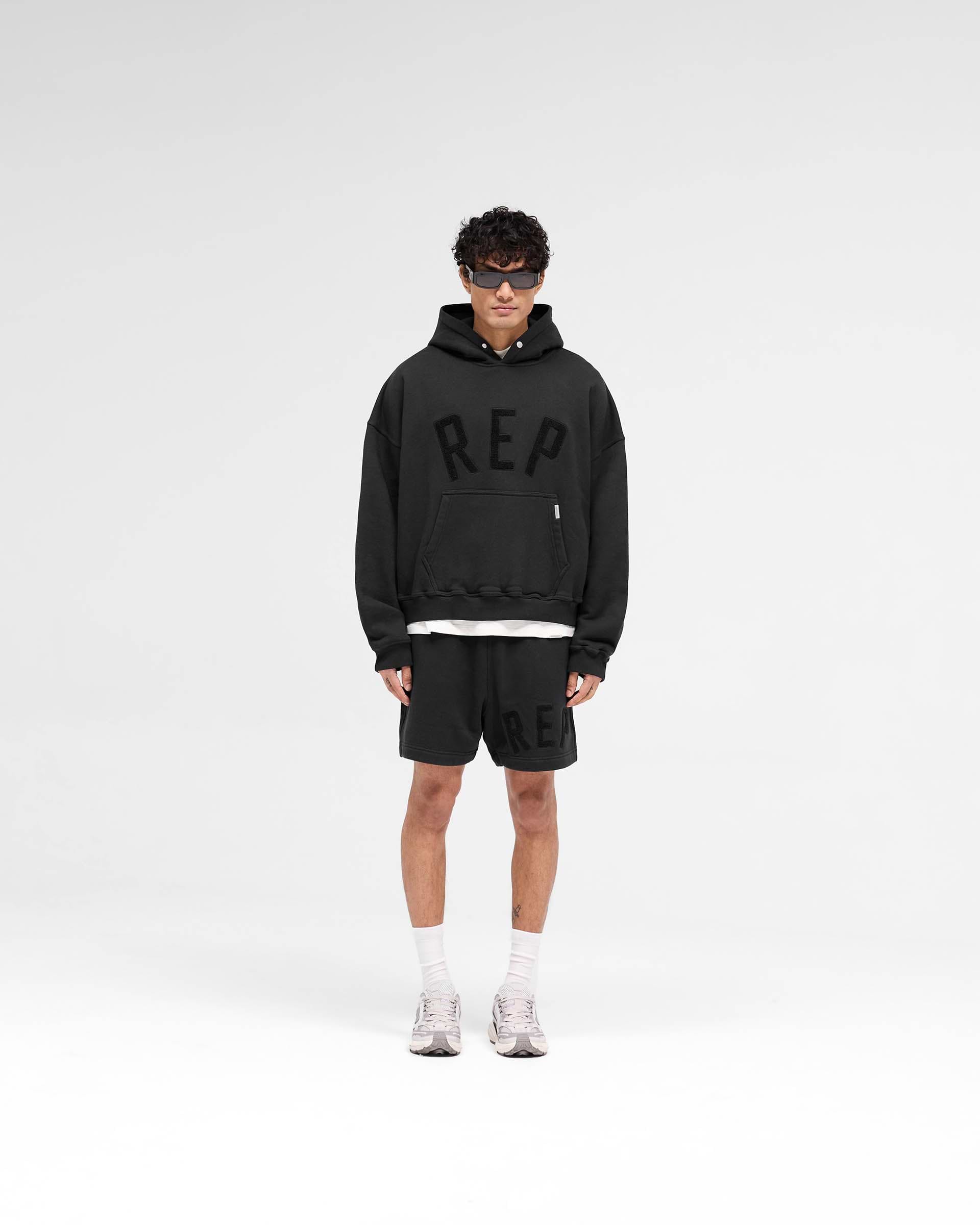 Rep Applique Hoodie - Offenschwarz