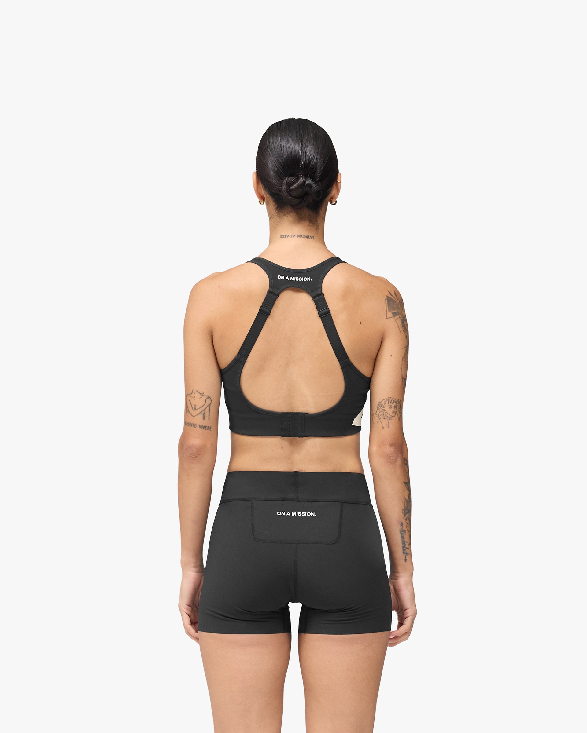 247 On A Mission High Support Sports Bra - Jet Black