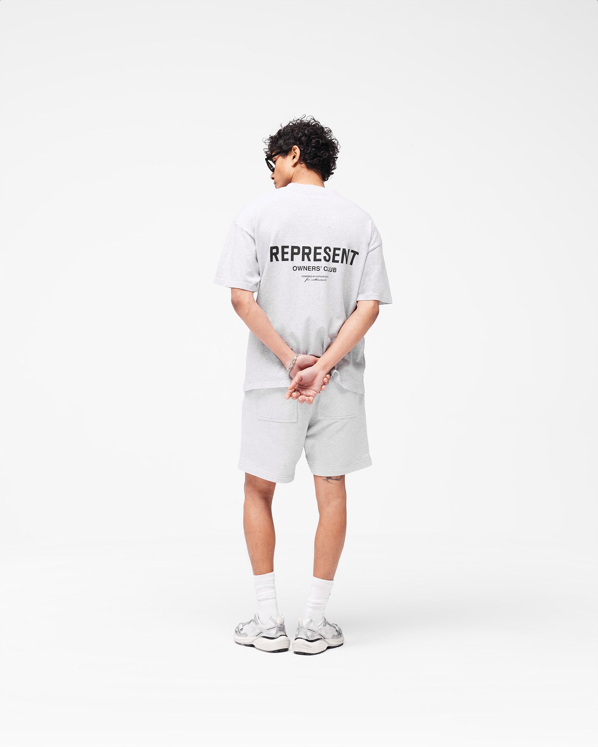 Represent Owners Club T-Shirt - Gris Ceniza