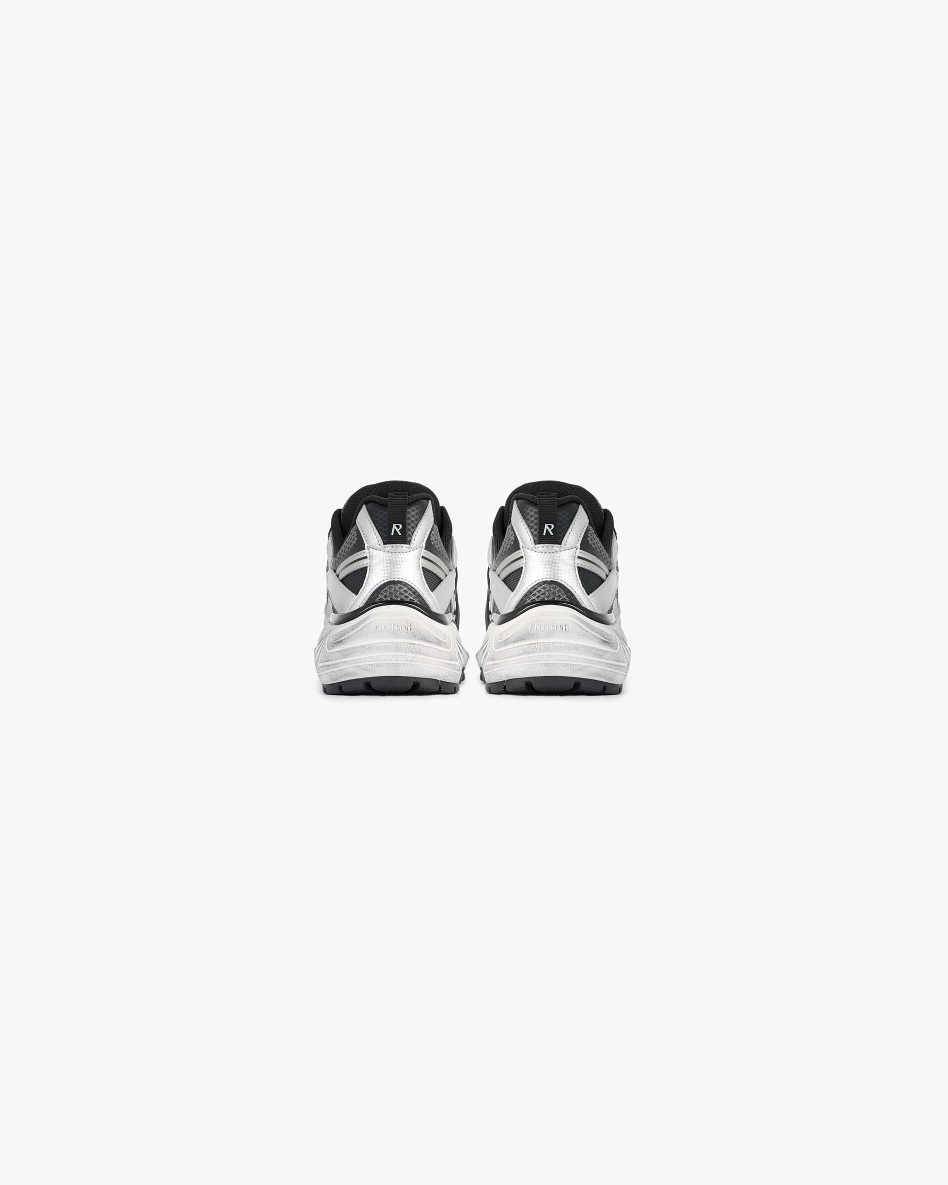 Storm Runner - Plateado Negro