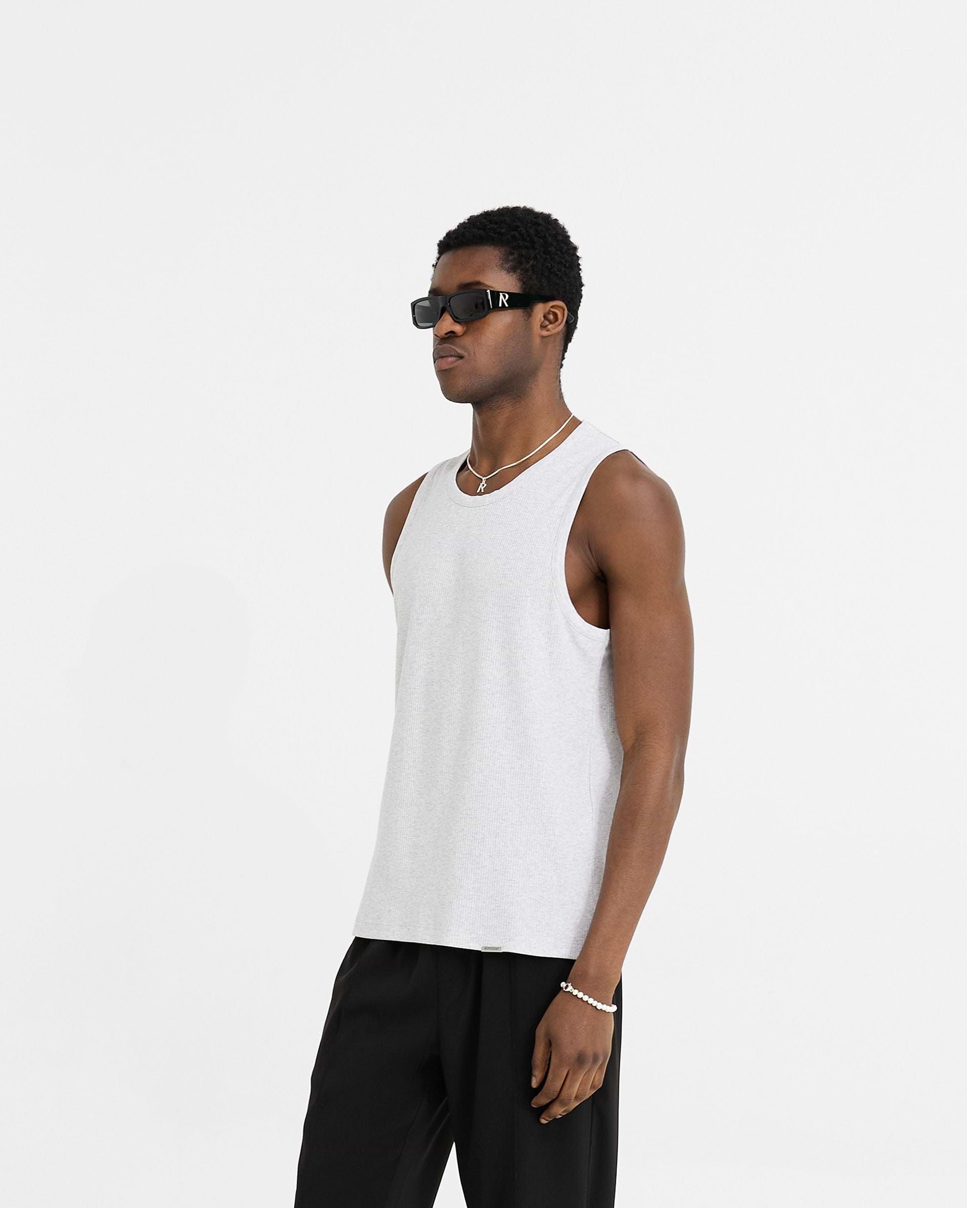 Initial Rib Vest - Gris Hielo Jaspeado