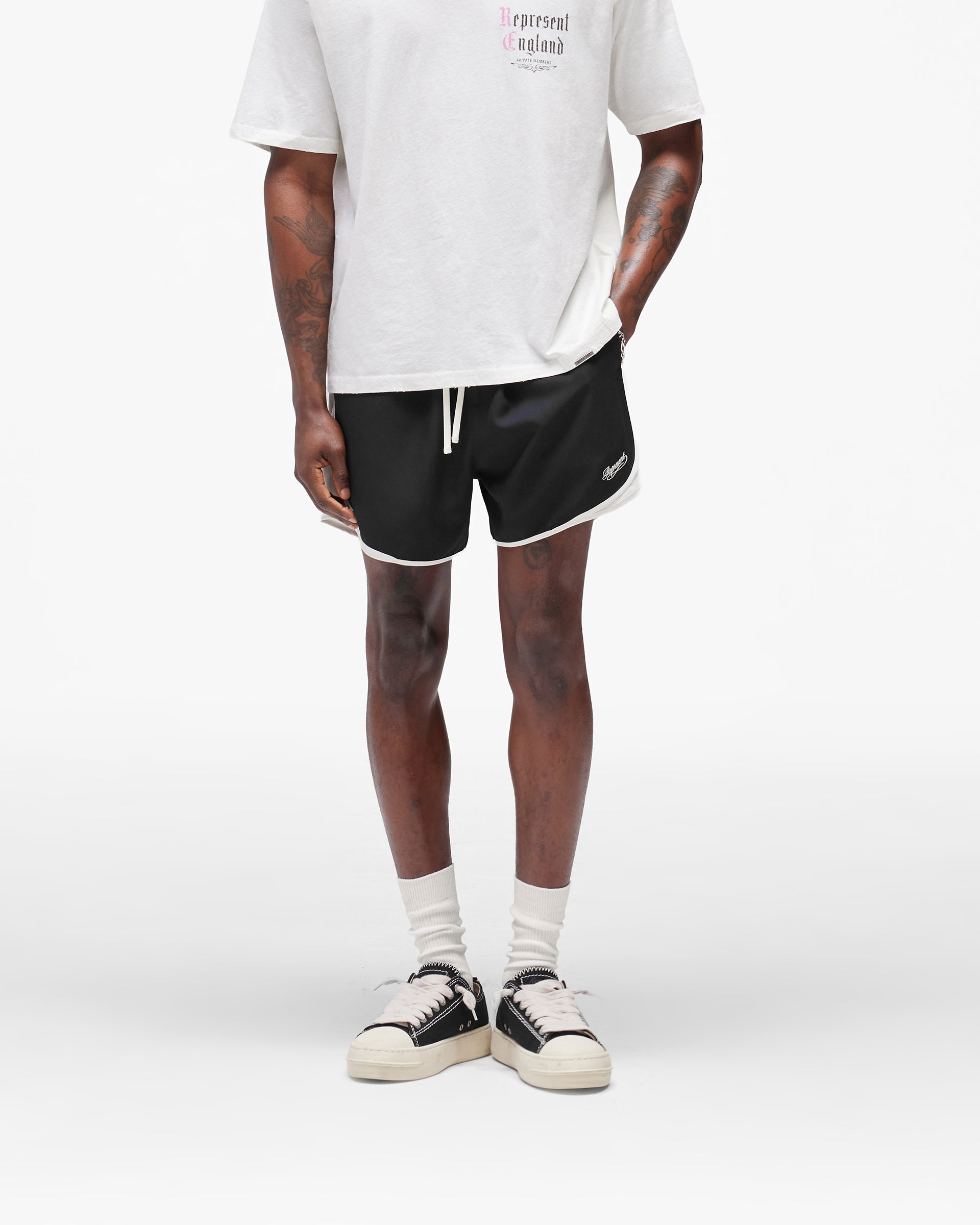 Cruz Short - Jet Black