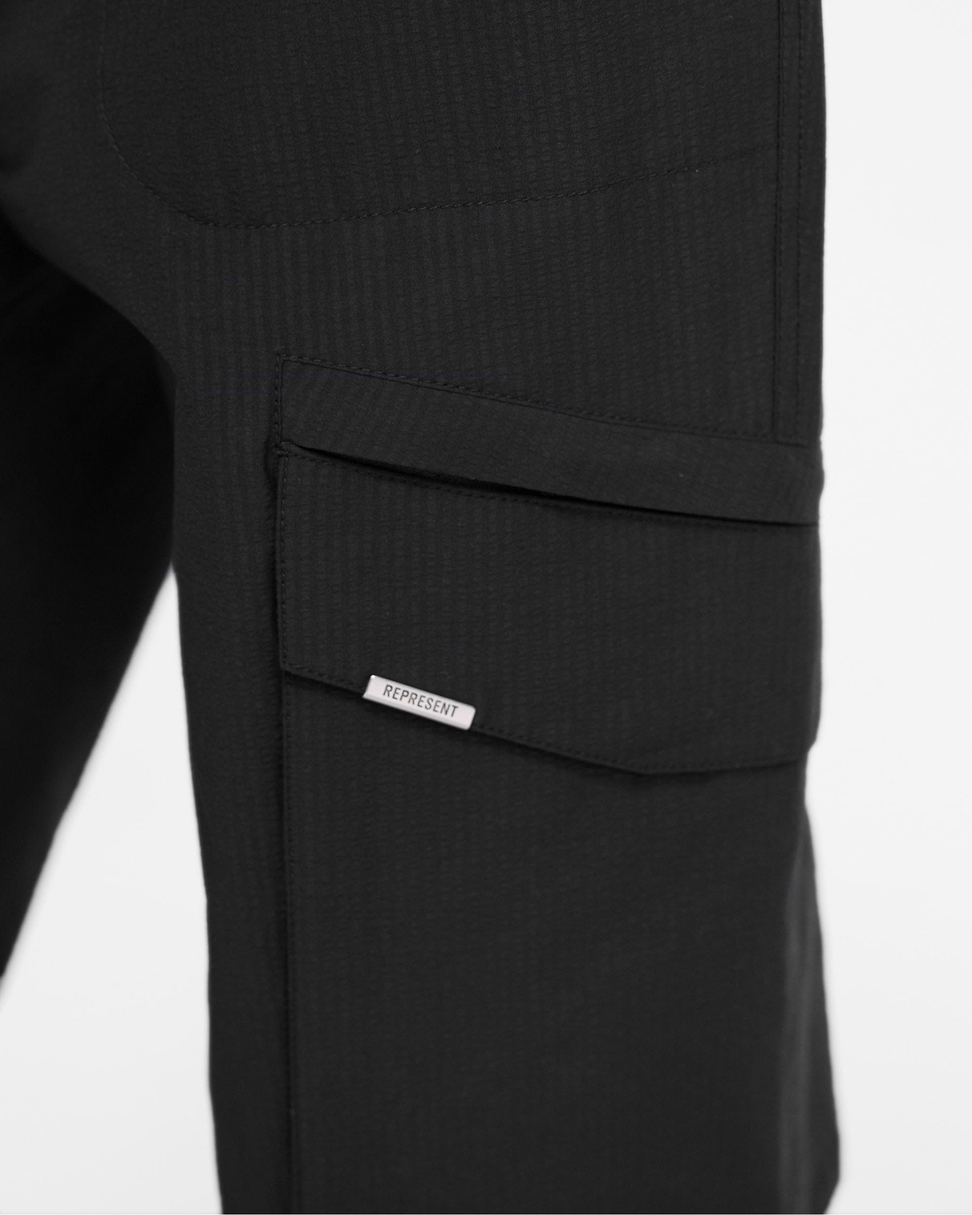 Tech Cargo Pant - Negro Intenso
