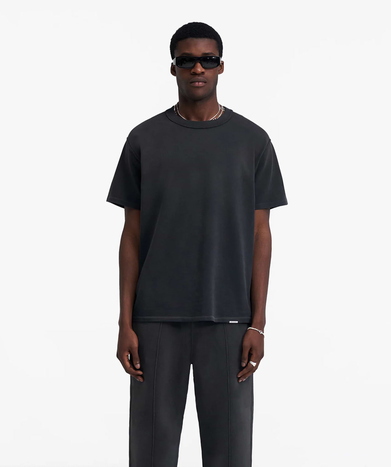 How to style Oversized T-Shirts for Men