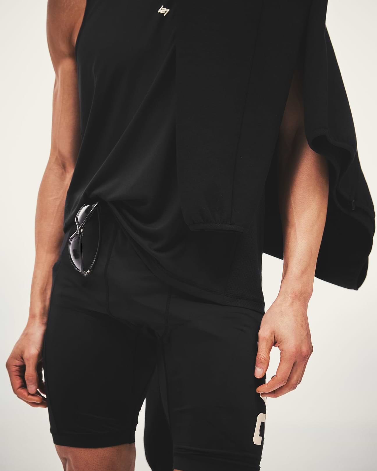 247 Cargo Half Tight - Jet Black | REPRESENT