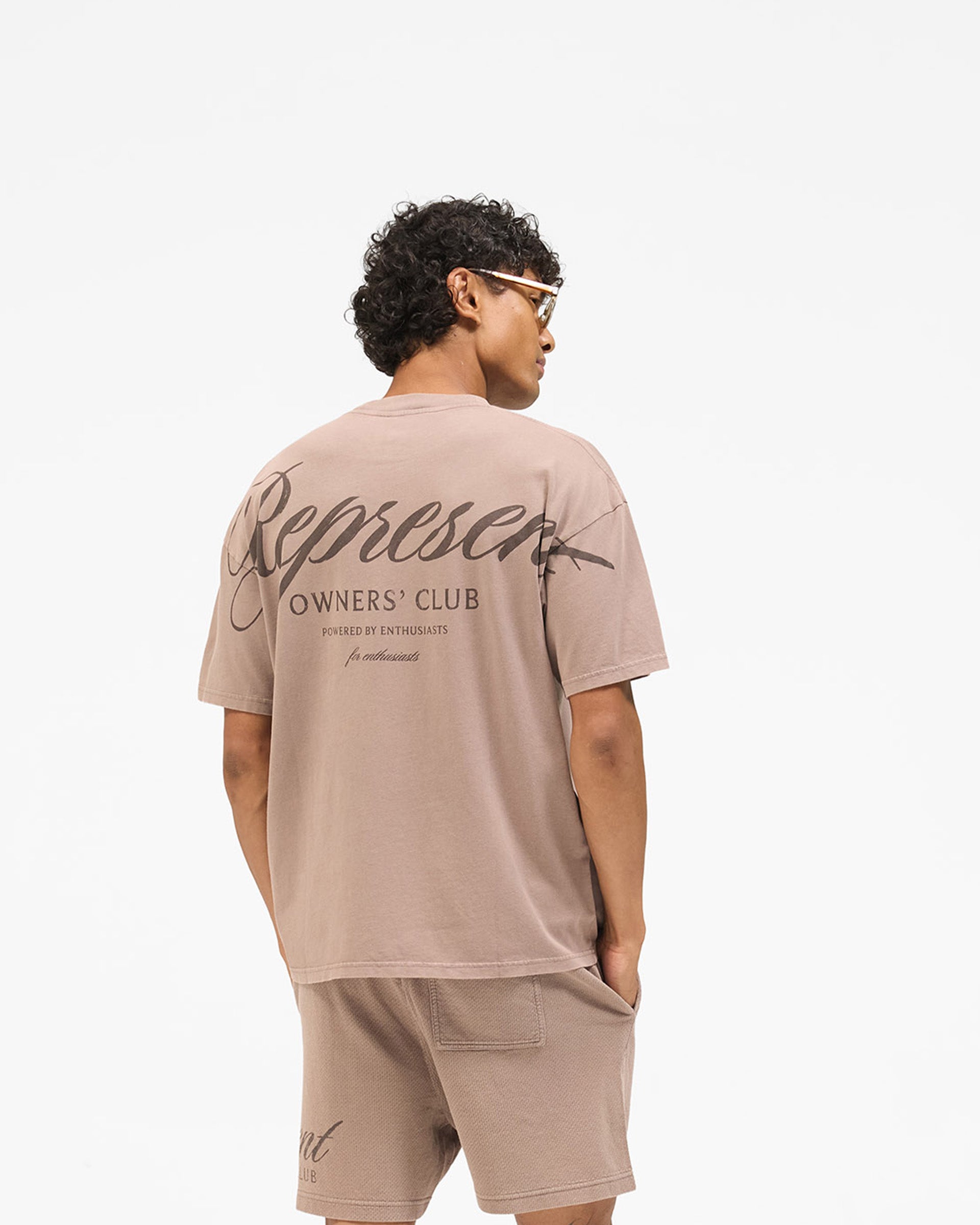 Represent Owners Club Script T-Shirt - Truffle